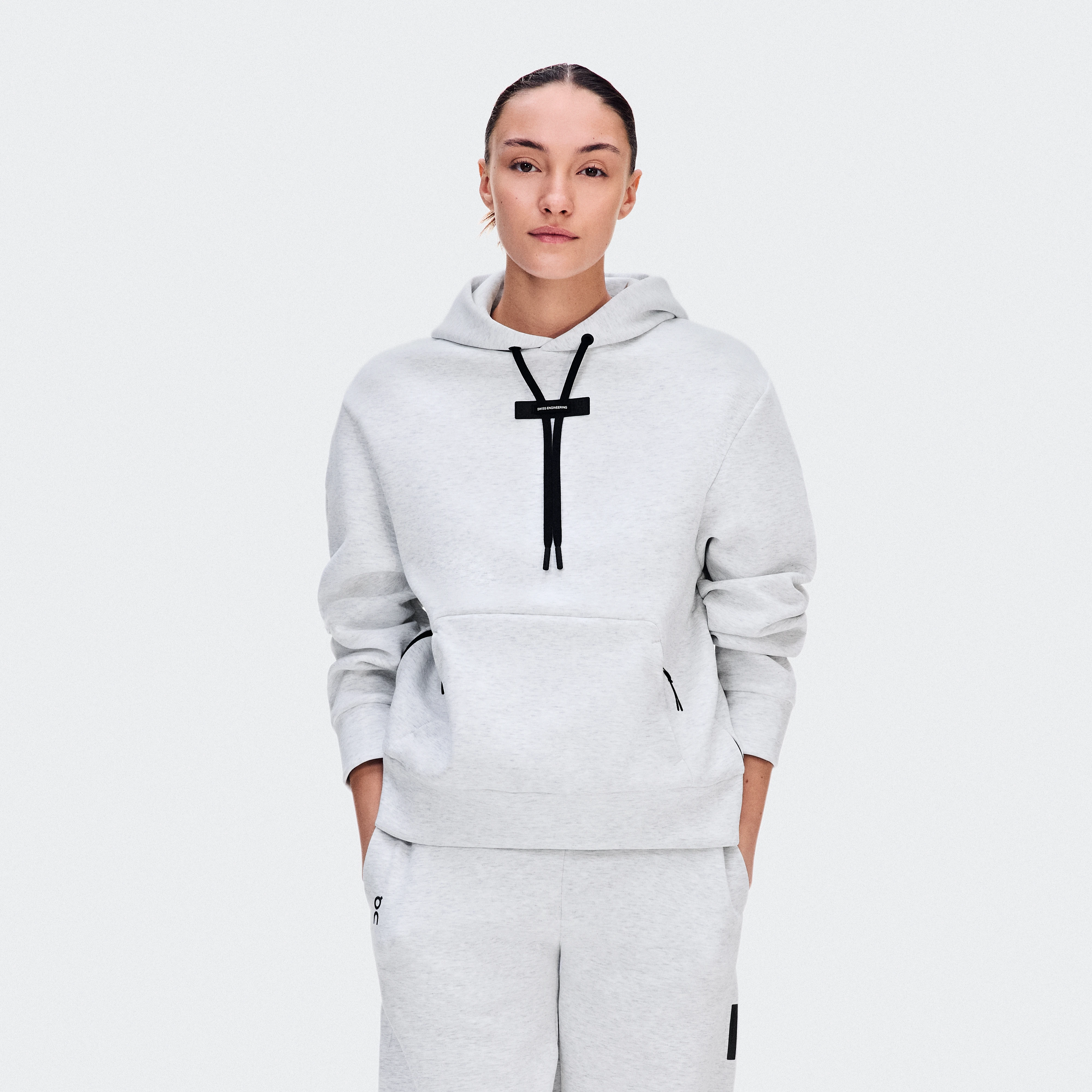 On Focus Tech Hoodie Crater Women – All-day wear, travel, training Hoodies and sweatshirts