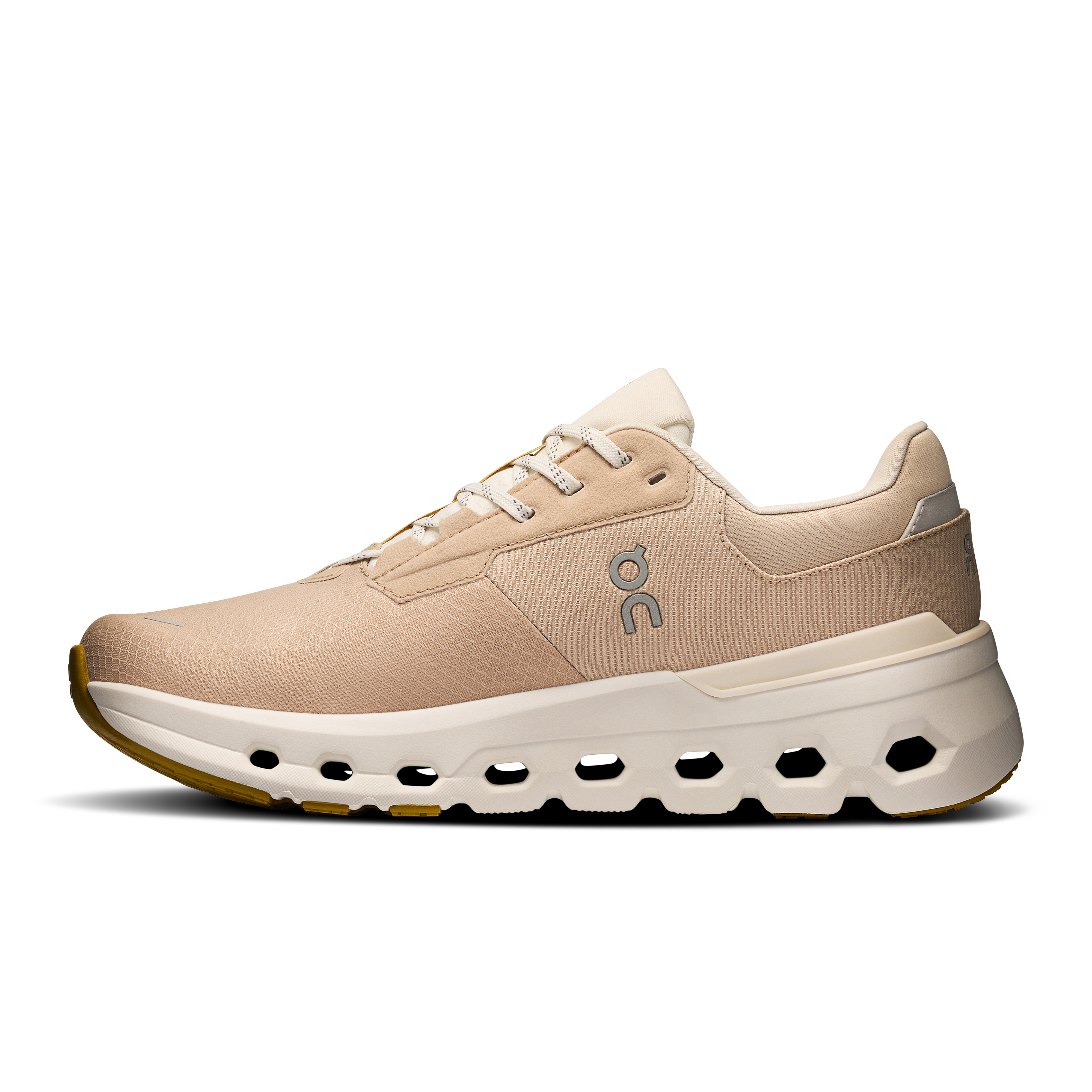 国内配送 On W CLOUDRUNNER 2 WATERPROOF SAND/DEW Women's Cloudrunner 2 Waterproof | Beige | On United States