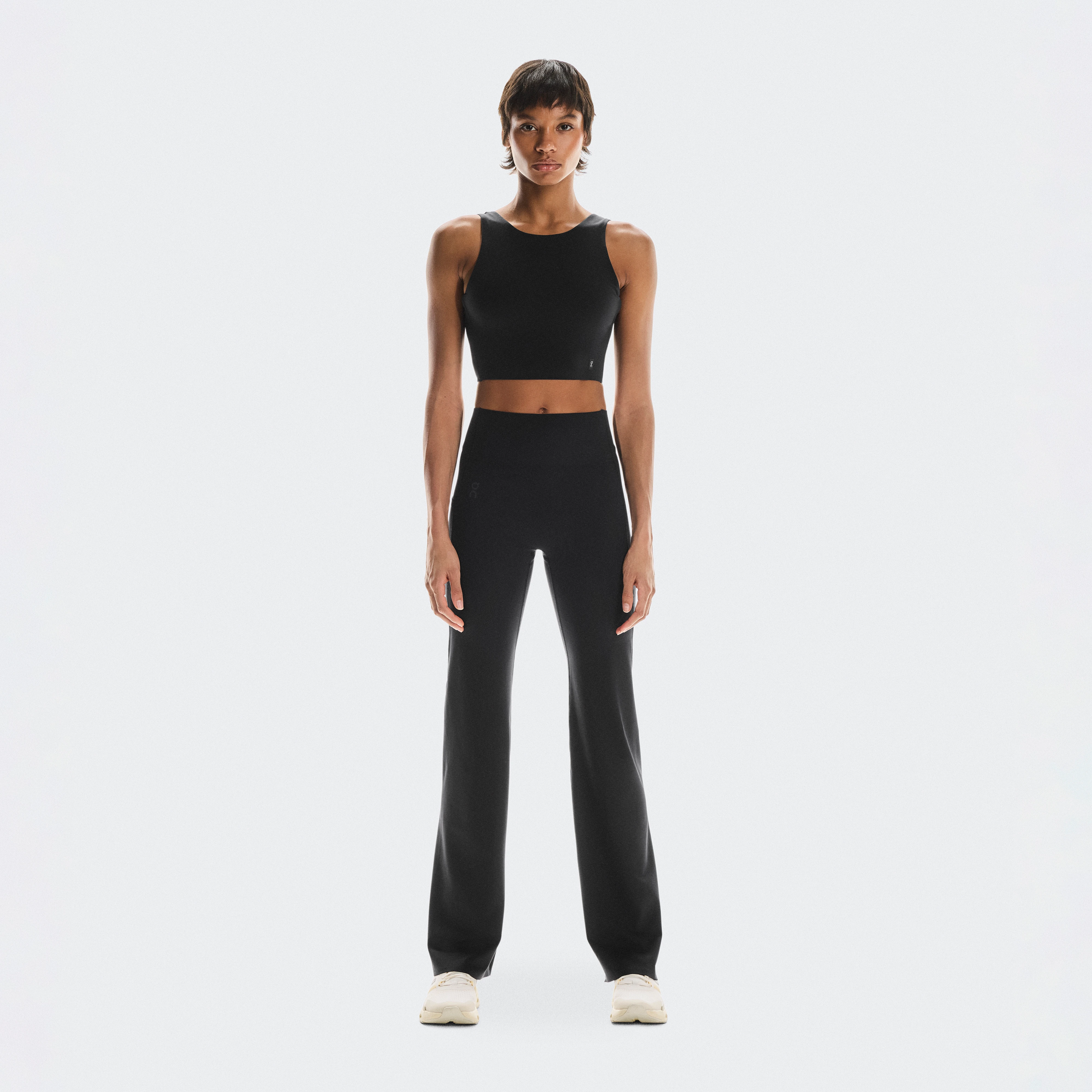 On Studio Flared Tights 30" Black Women Women – Low-intensity workouts, yoga, recovery Tights