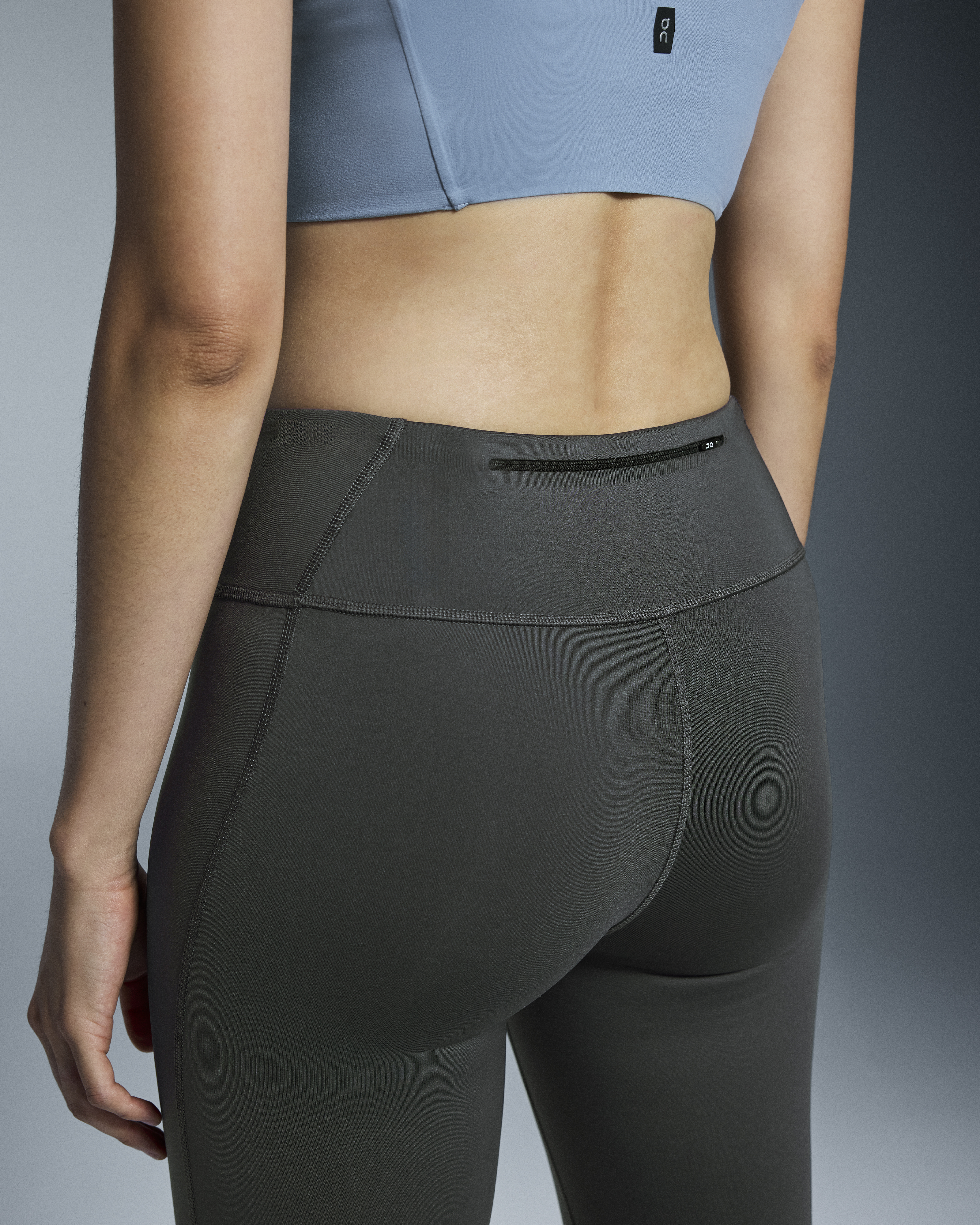Women's Core Tights | On Italy