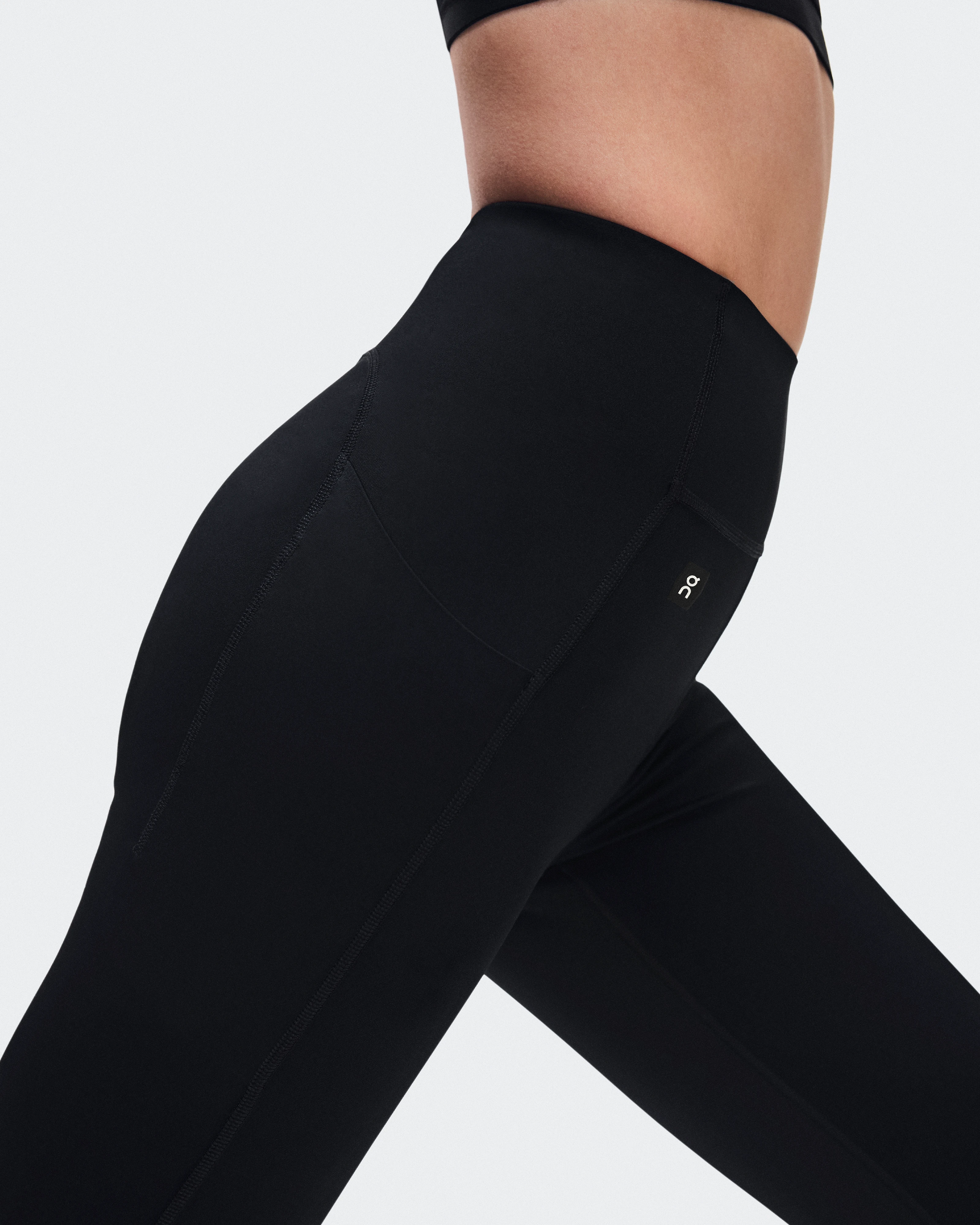 On Train Tights 7/8 Black Women Tights