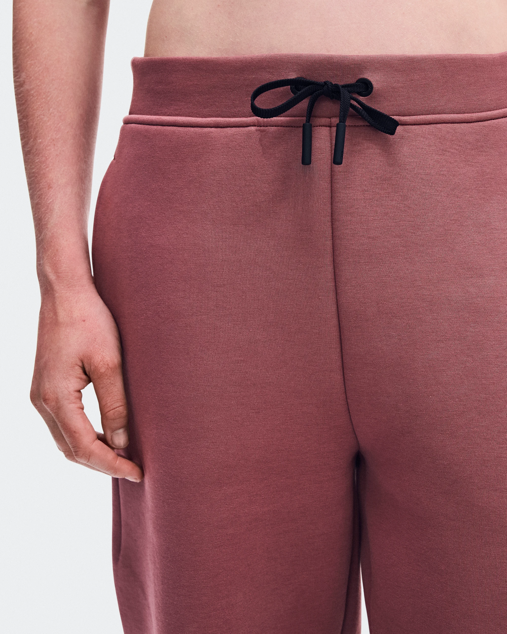 Women's Focus Tech Sweatpants Barberry - thumbnail 4