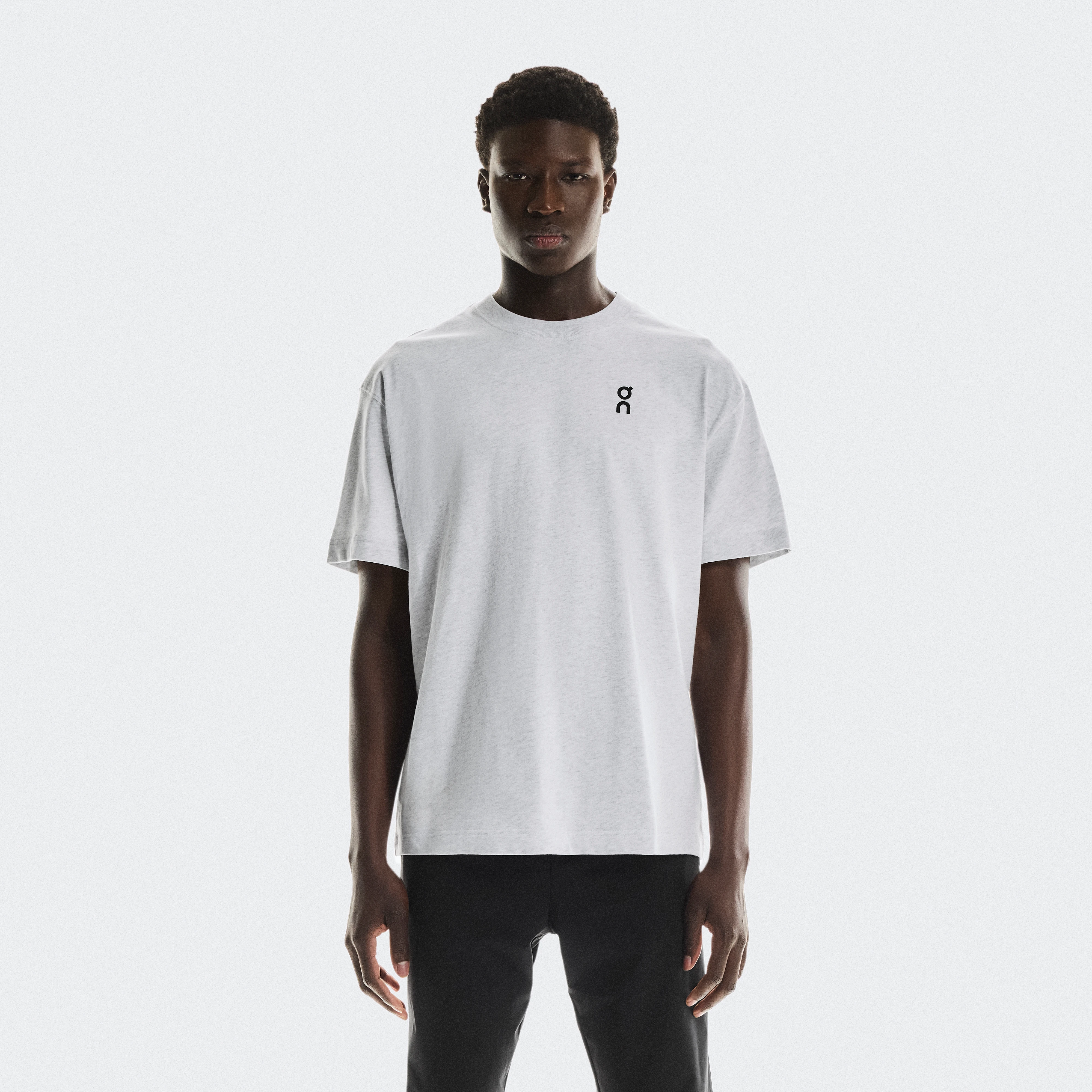 On Club-T Court Grey Pink Men Men – Lifestyle, tennis-inspired, all-day wear Tops and t-shirts