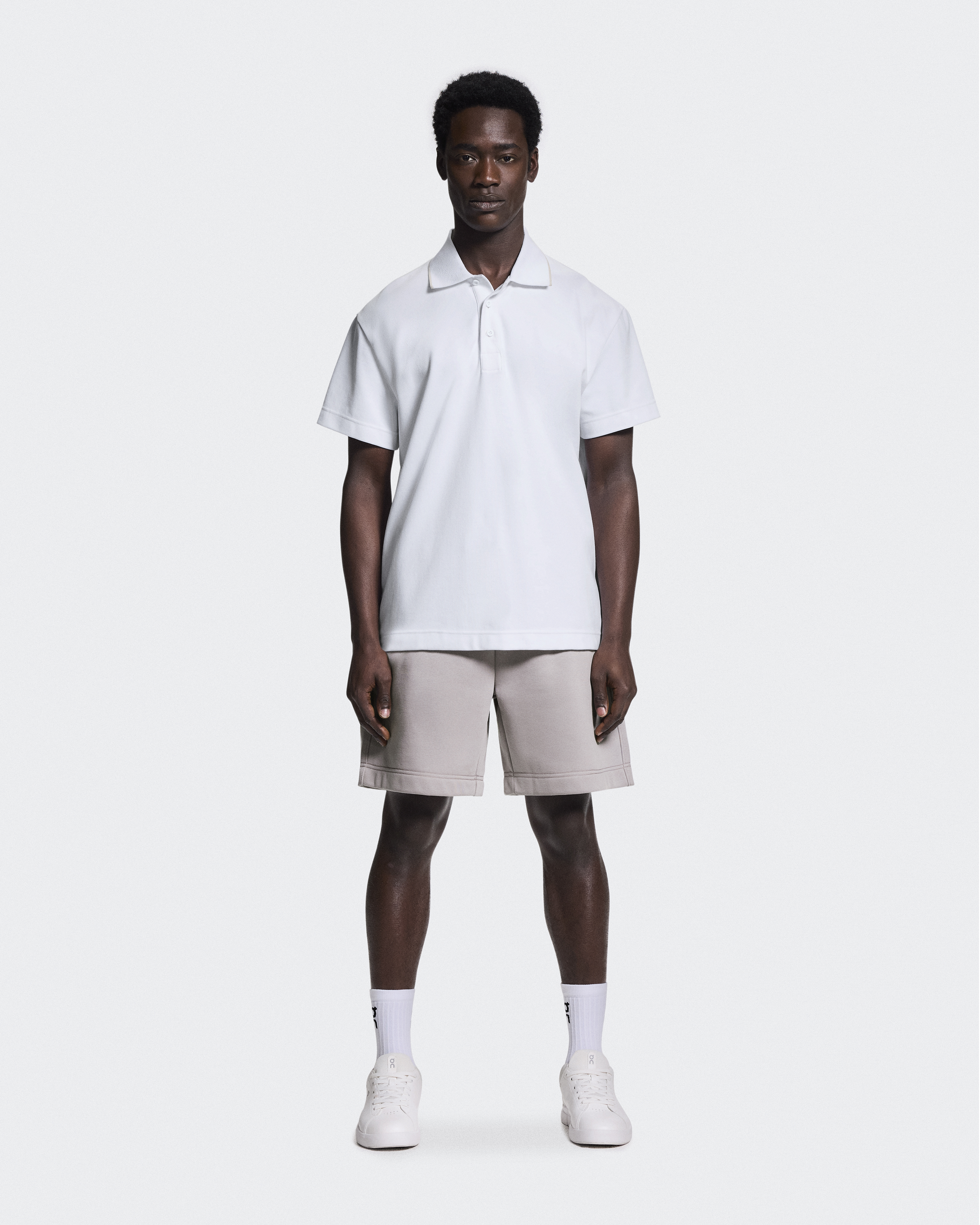 Courtside Polo Short-Sleeve Shirt in White/Sand