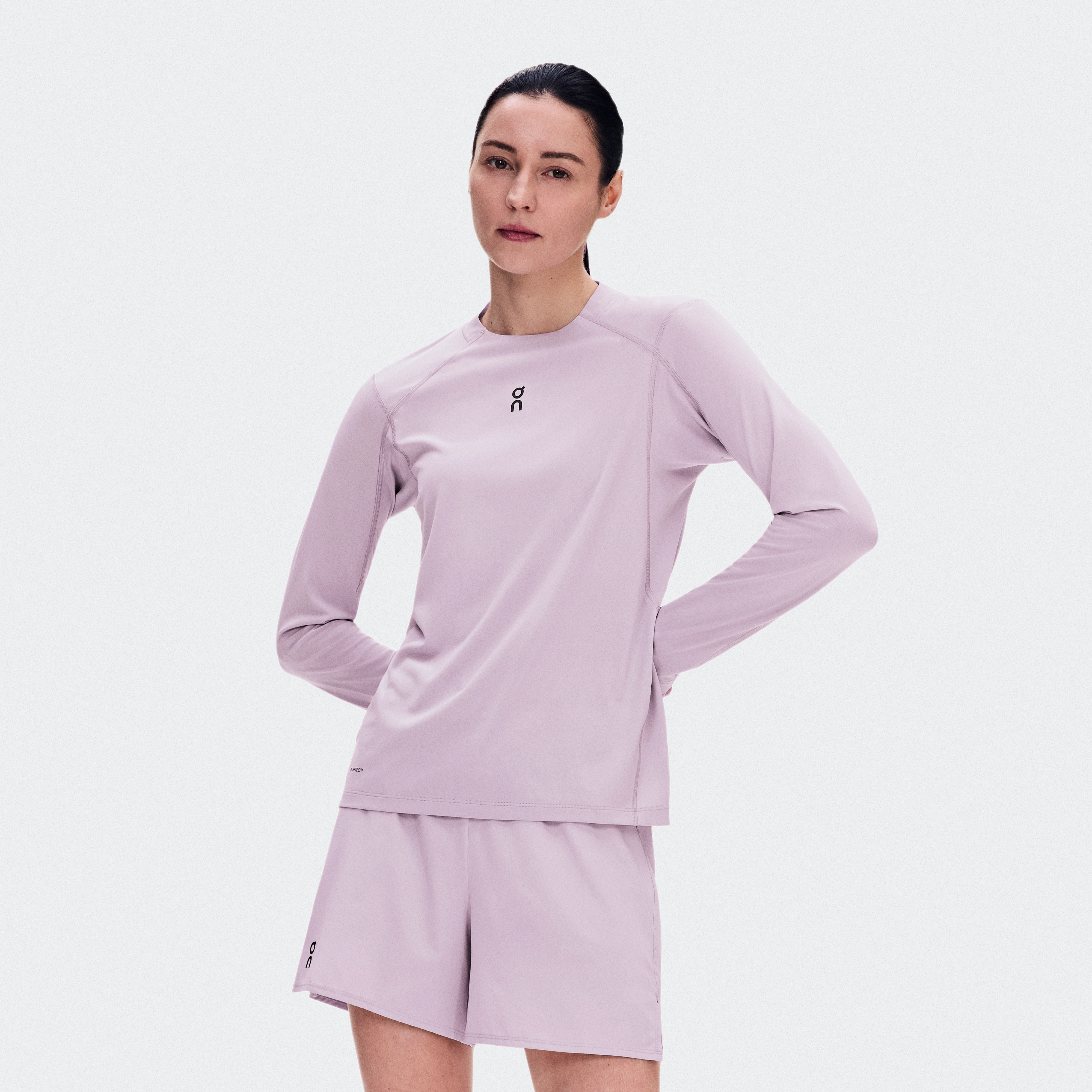 On Trail Long-T Solar Foxglove Women – Trail running, UPF40+, warm and sunny weather running Trail running
