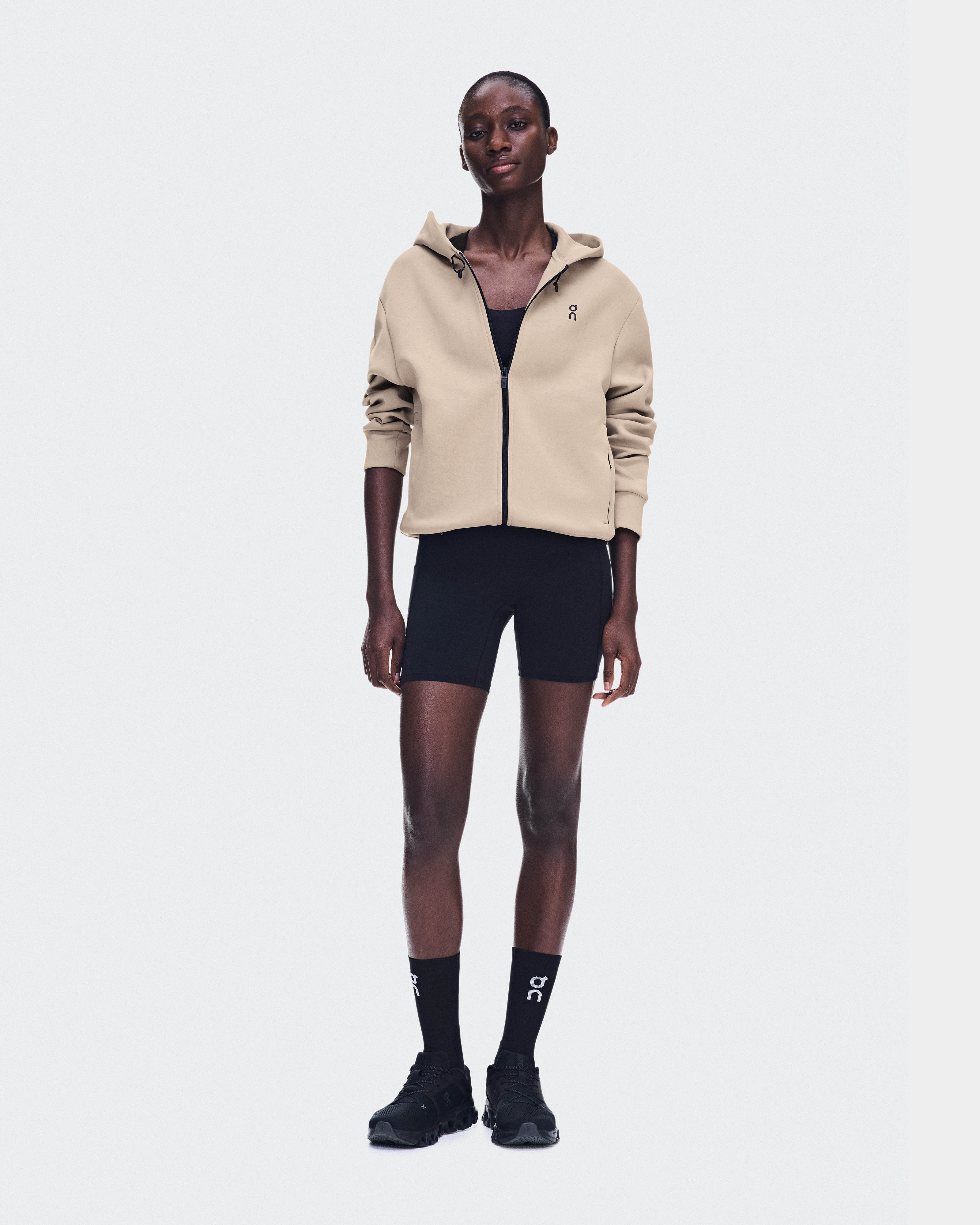 Women's Focus Tech Zip Hoodie | Desert | On Andorra