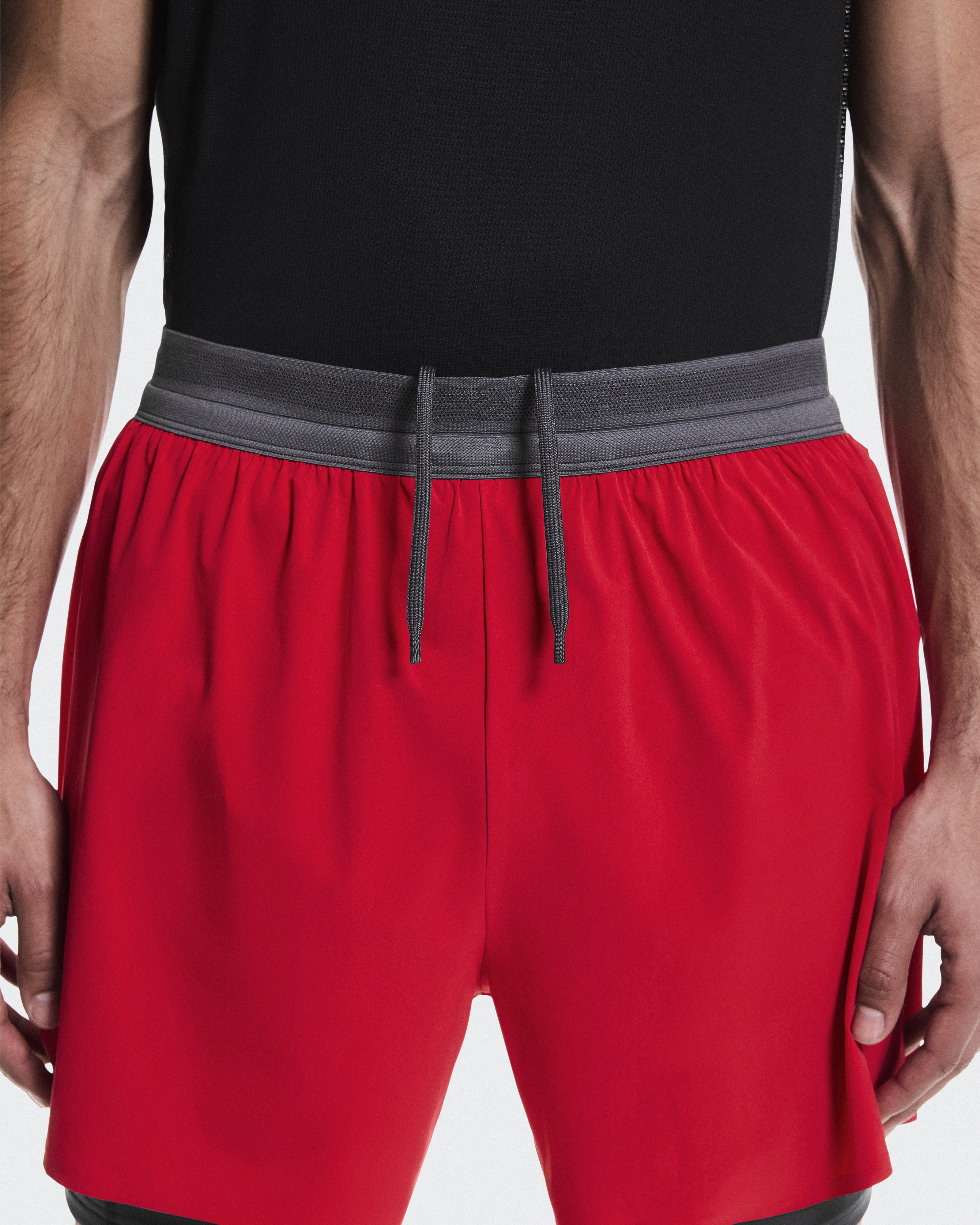 On Men’s 5” Performance 1/2 Shorts S Men's On 5