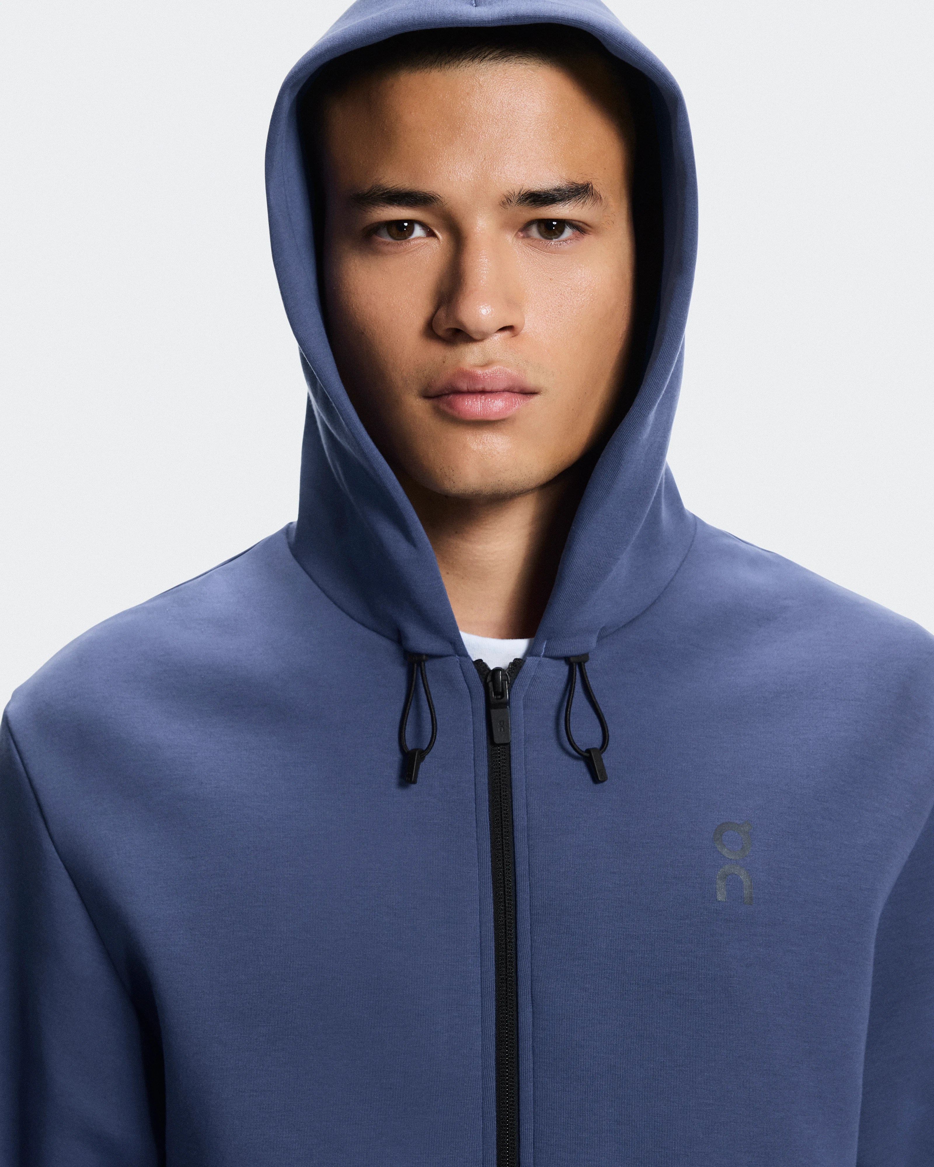 On Focus Tech Zip Hoodie Acai メンズ フーディ＆スウェットシャツ