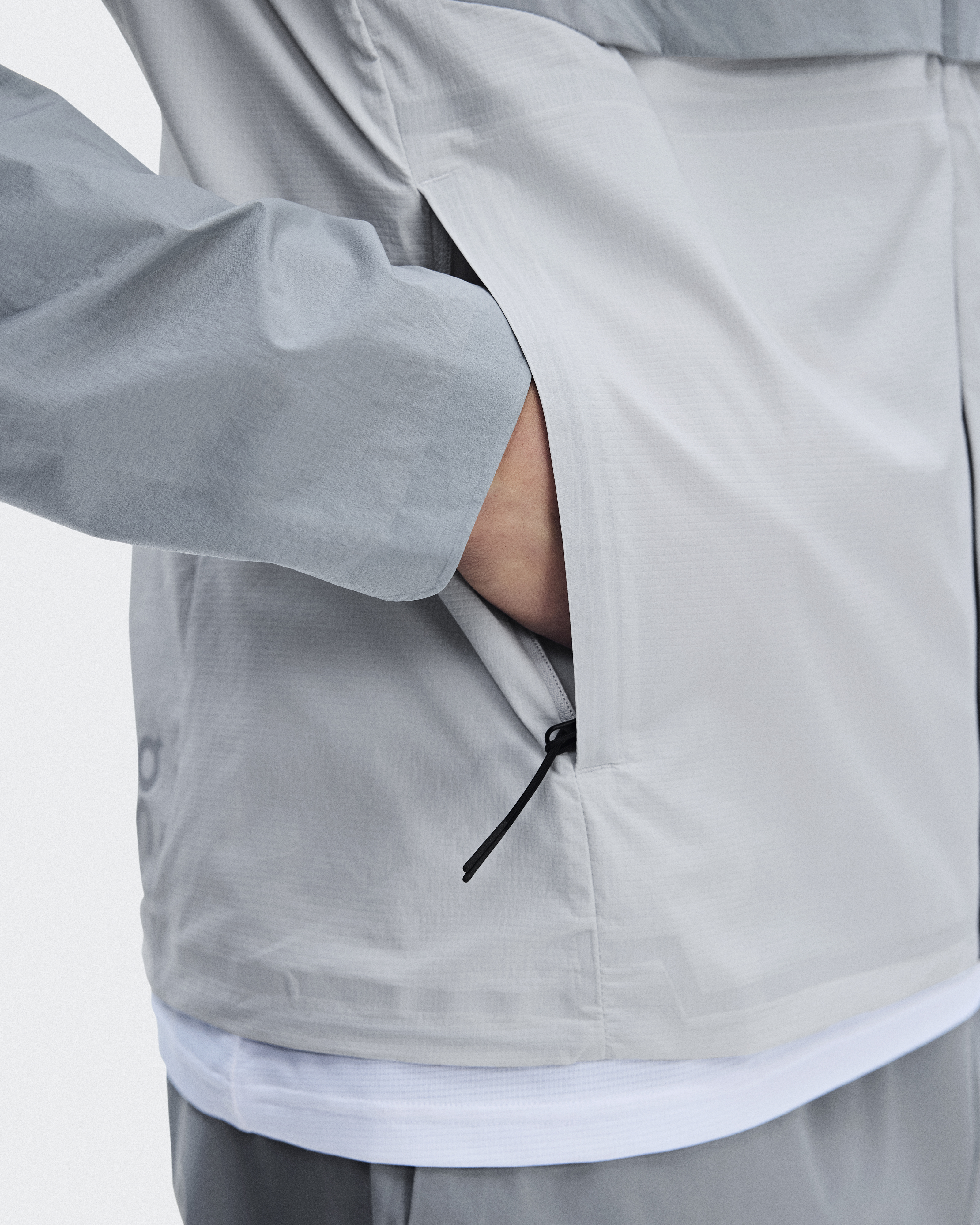 新品未使用これからの季節に！ON Core Jacket ラベンダーユニセックス On公式】オンラインストア | コアジャケット | 軽量で着回しの効く