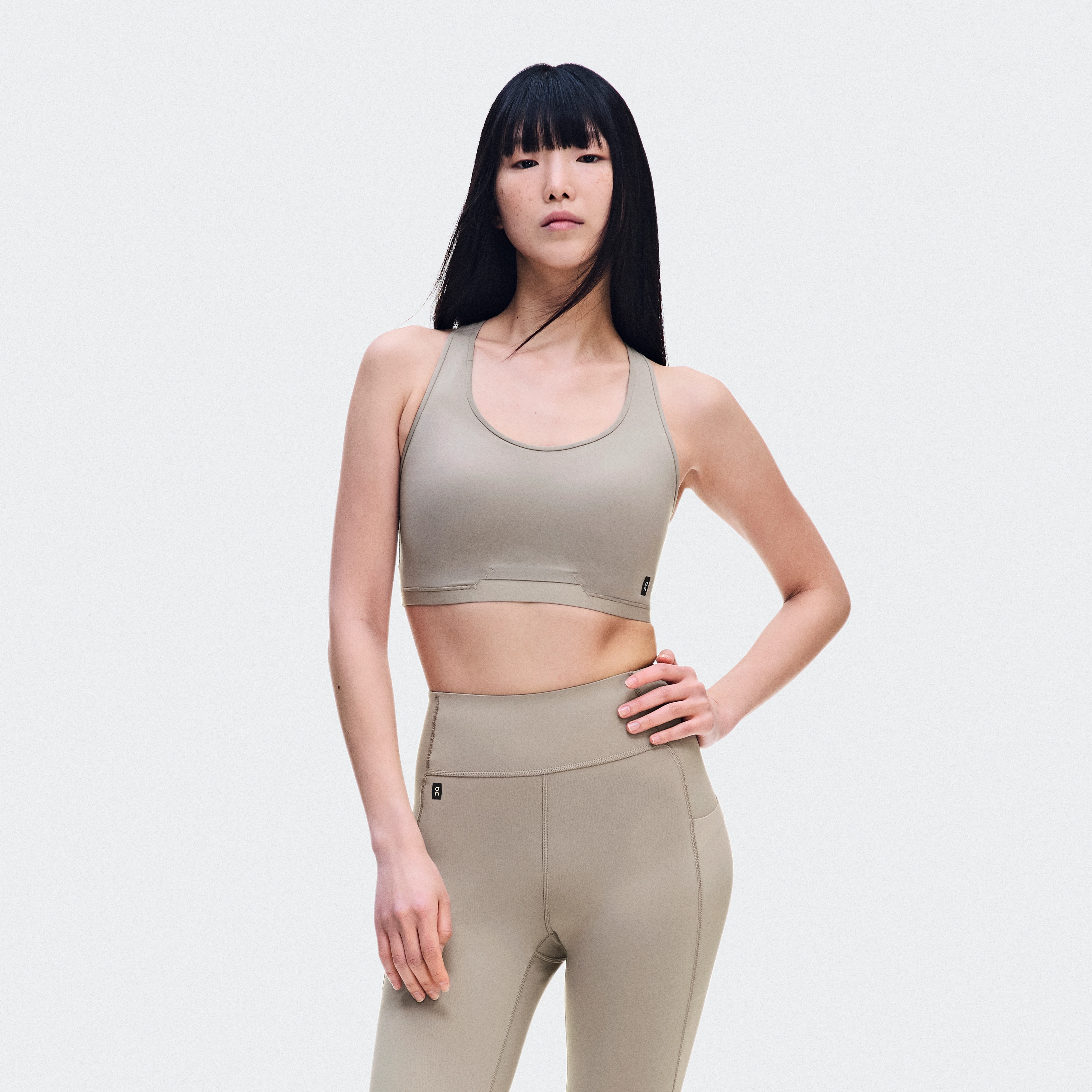 On Train Bra Clay Women – Mixed training, medium support Bras