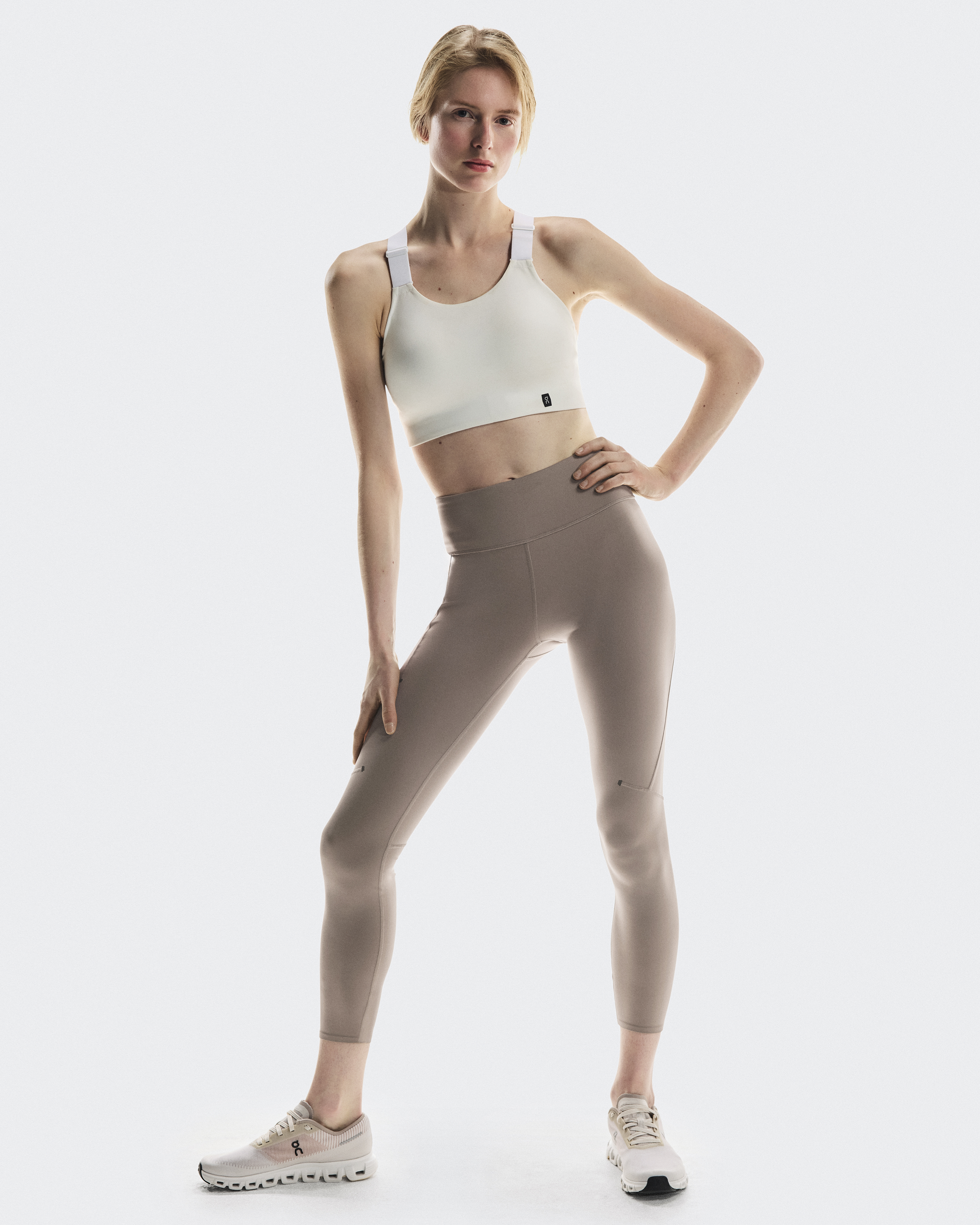 Women's Performance Tights 7/8 | Brown | On United States