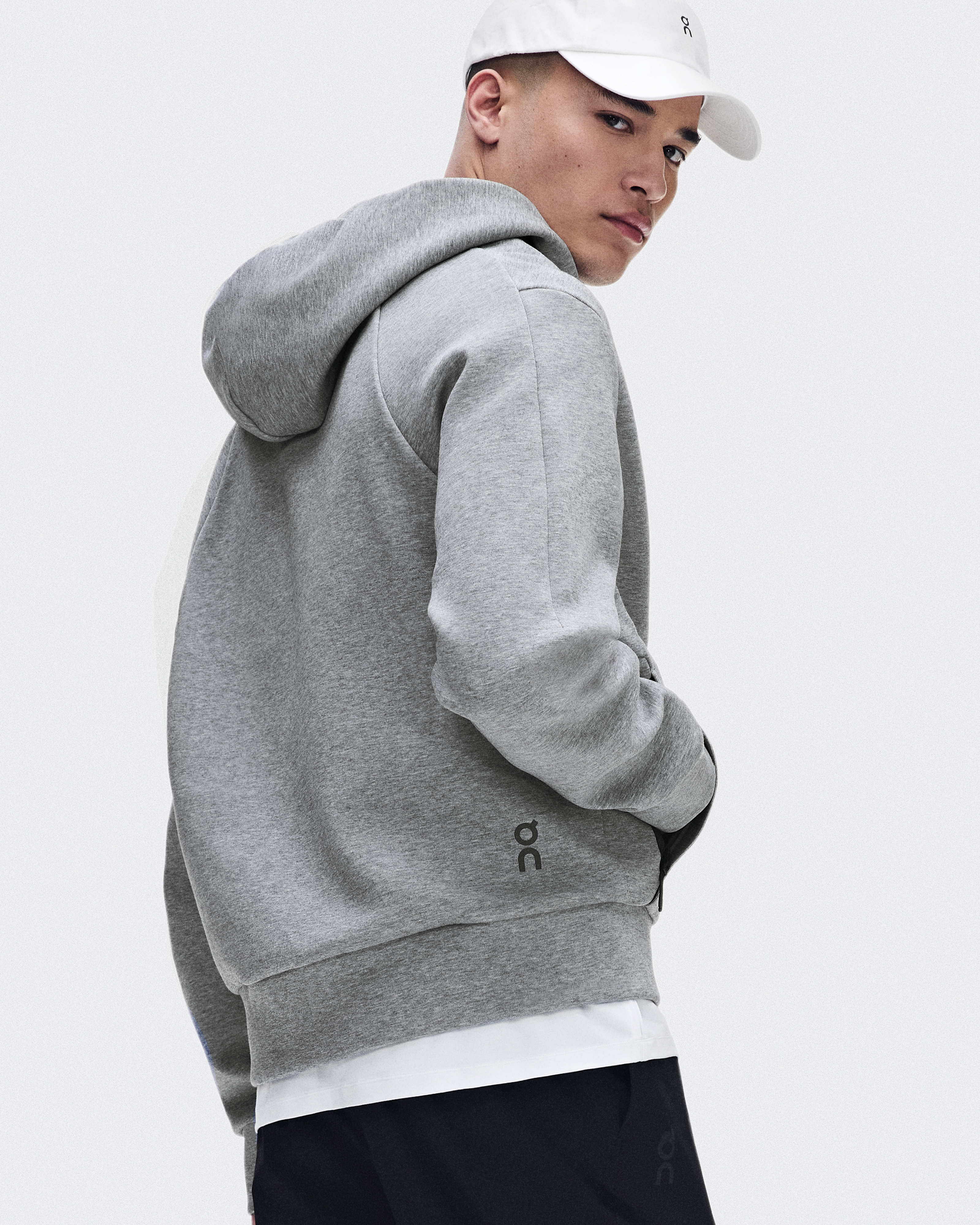 Men's Focus Tech Zip Hoodie | Grey | On United States
