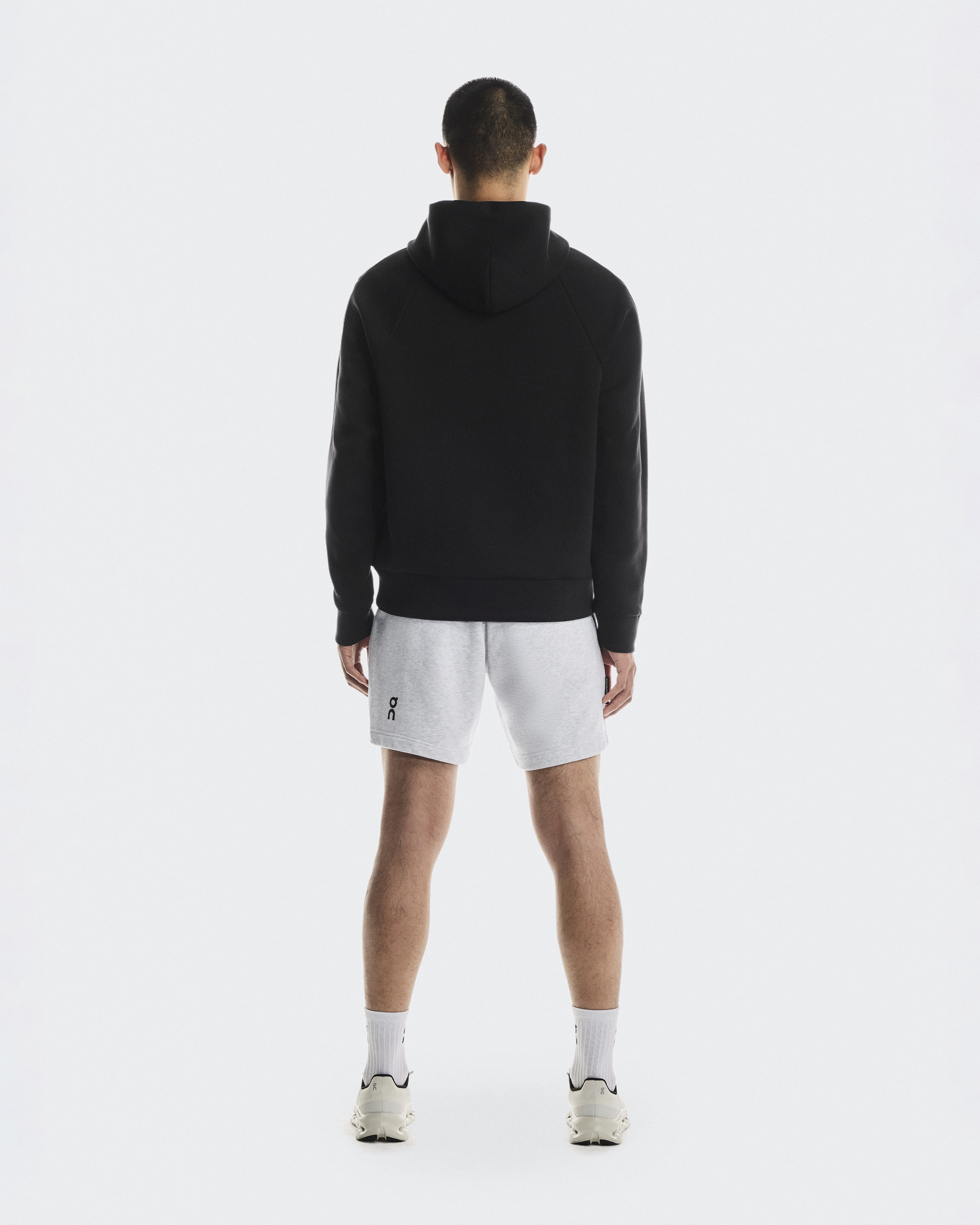 Men's Focus Tech Hoodie | Black | On Japan