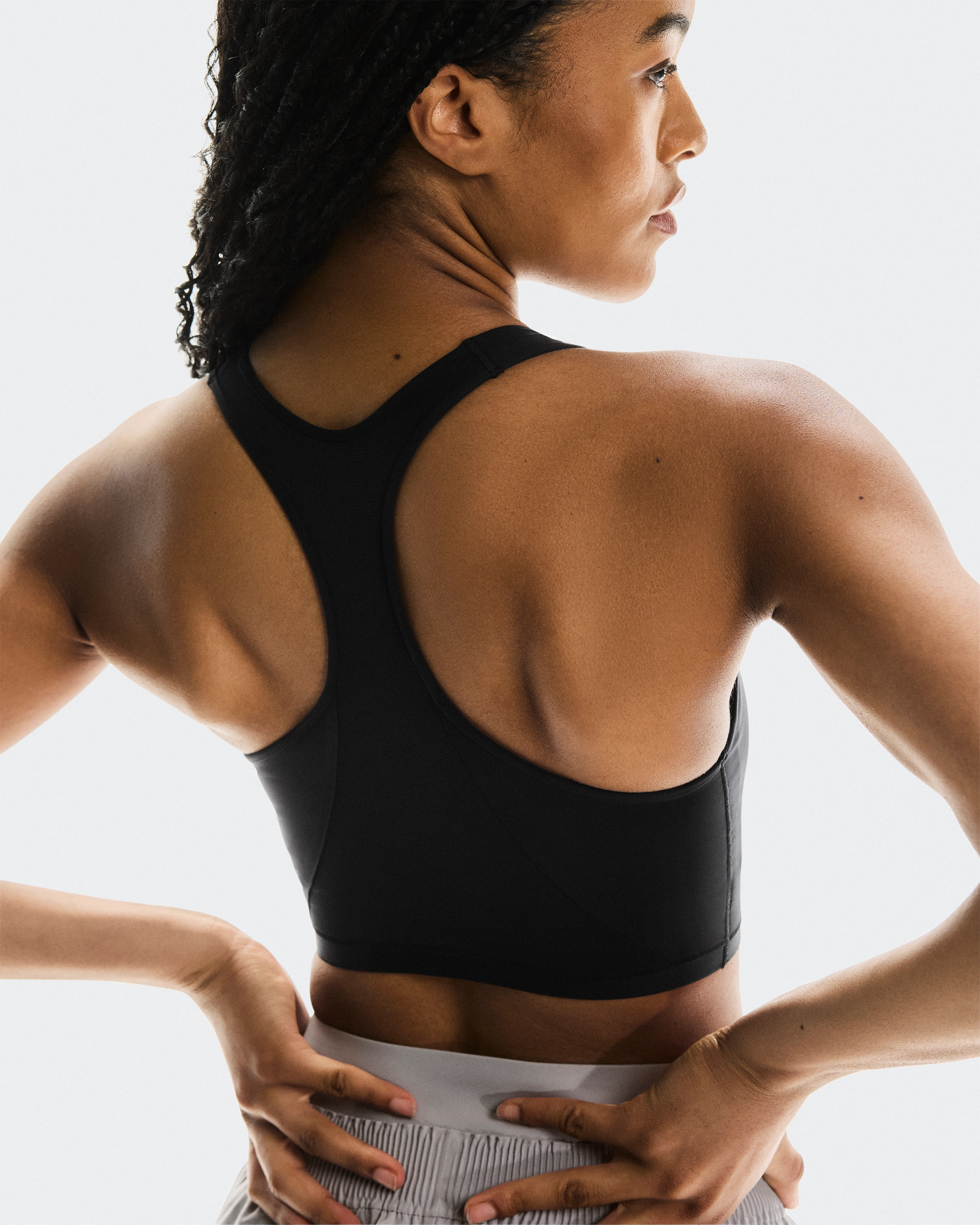 On Train Bra Black Women Bras