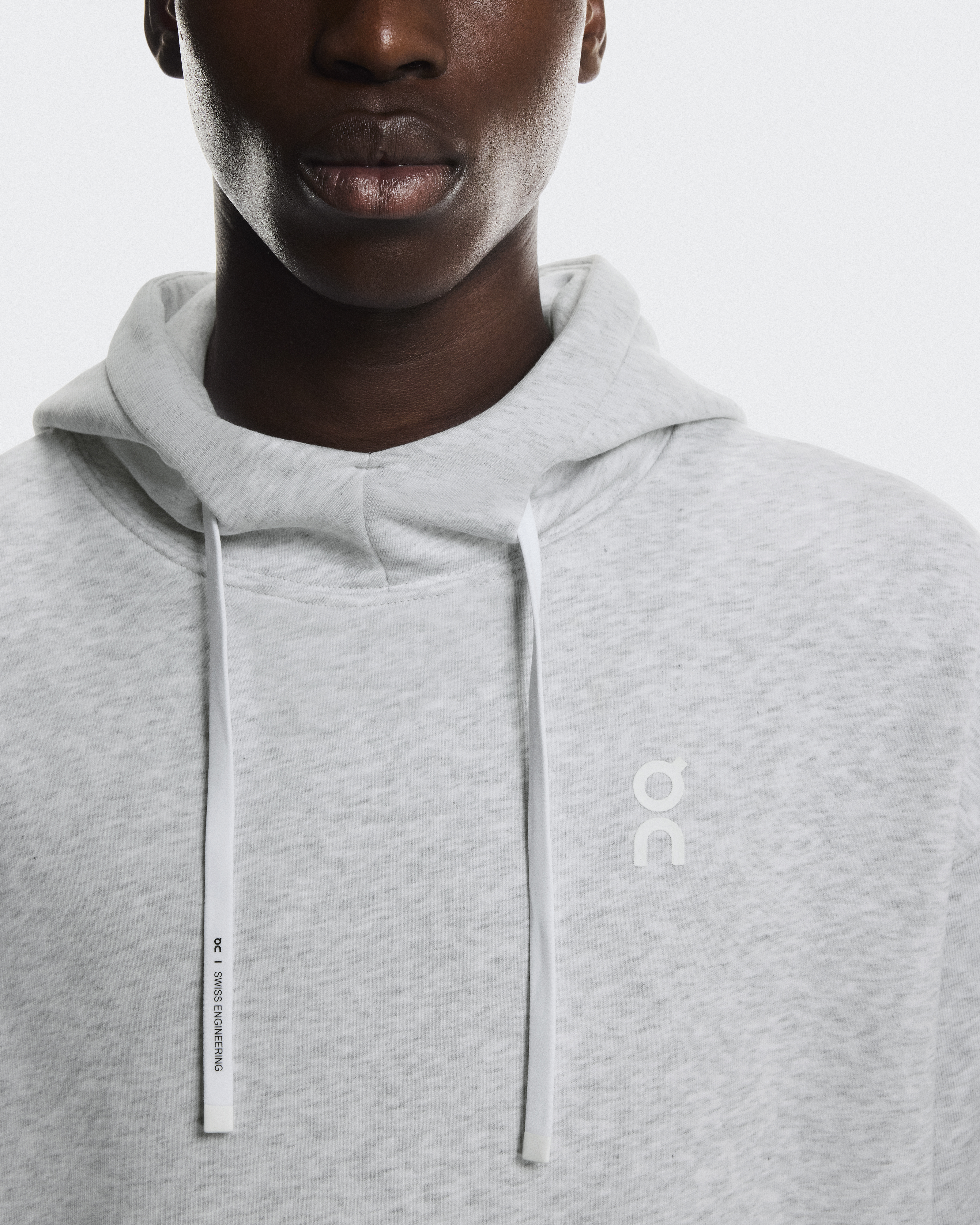 on Graphic Club Hoodie S ブラック Graphic Club Hoodie | Black | On United States