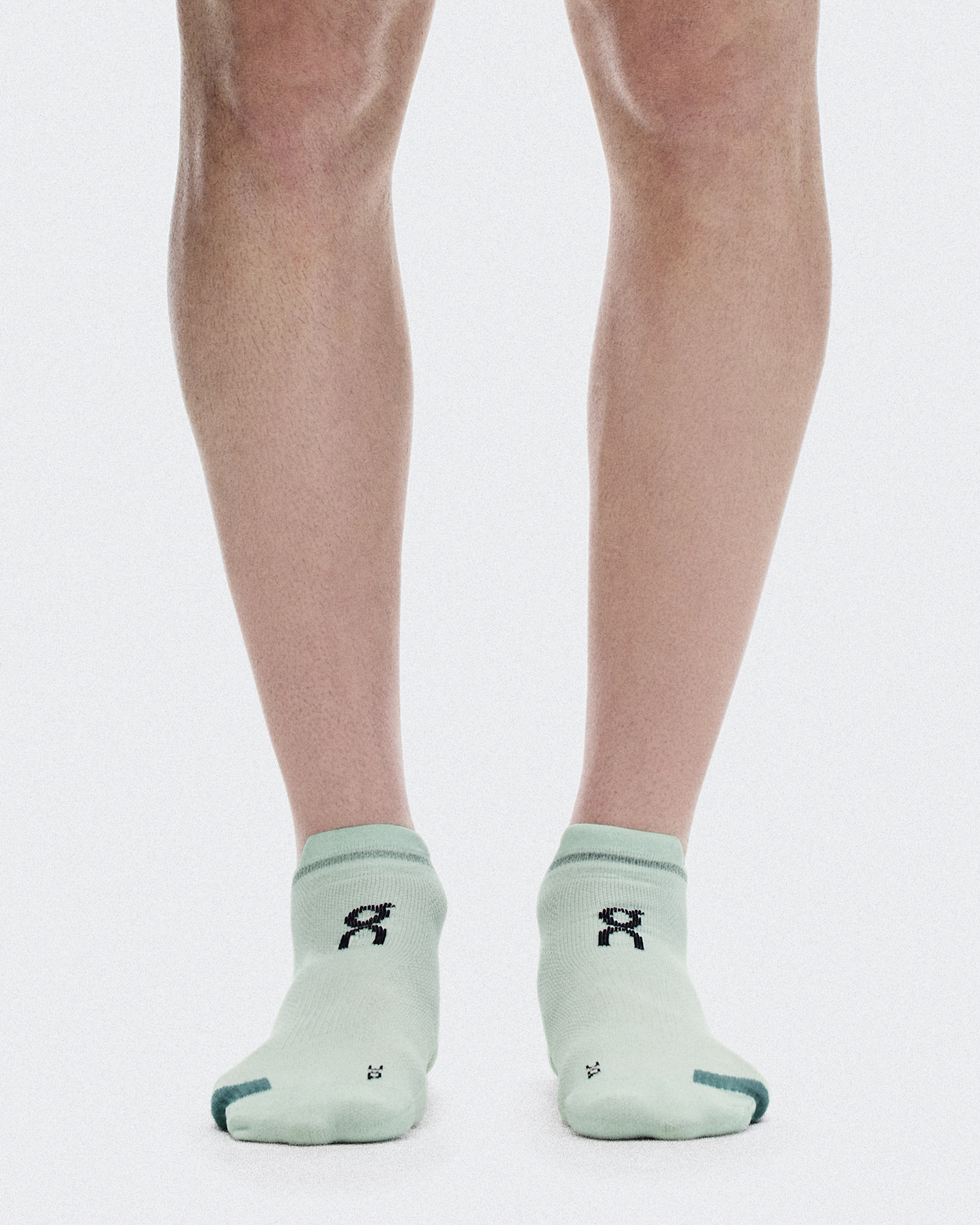 Performance Run Sock Low in Flurry/Storm