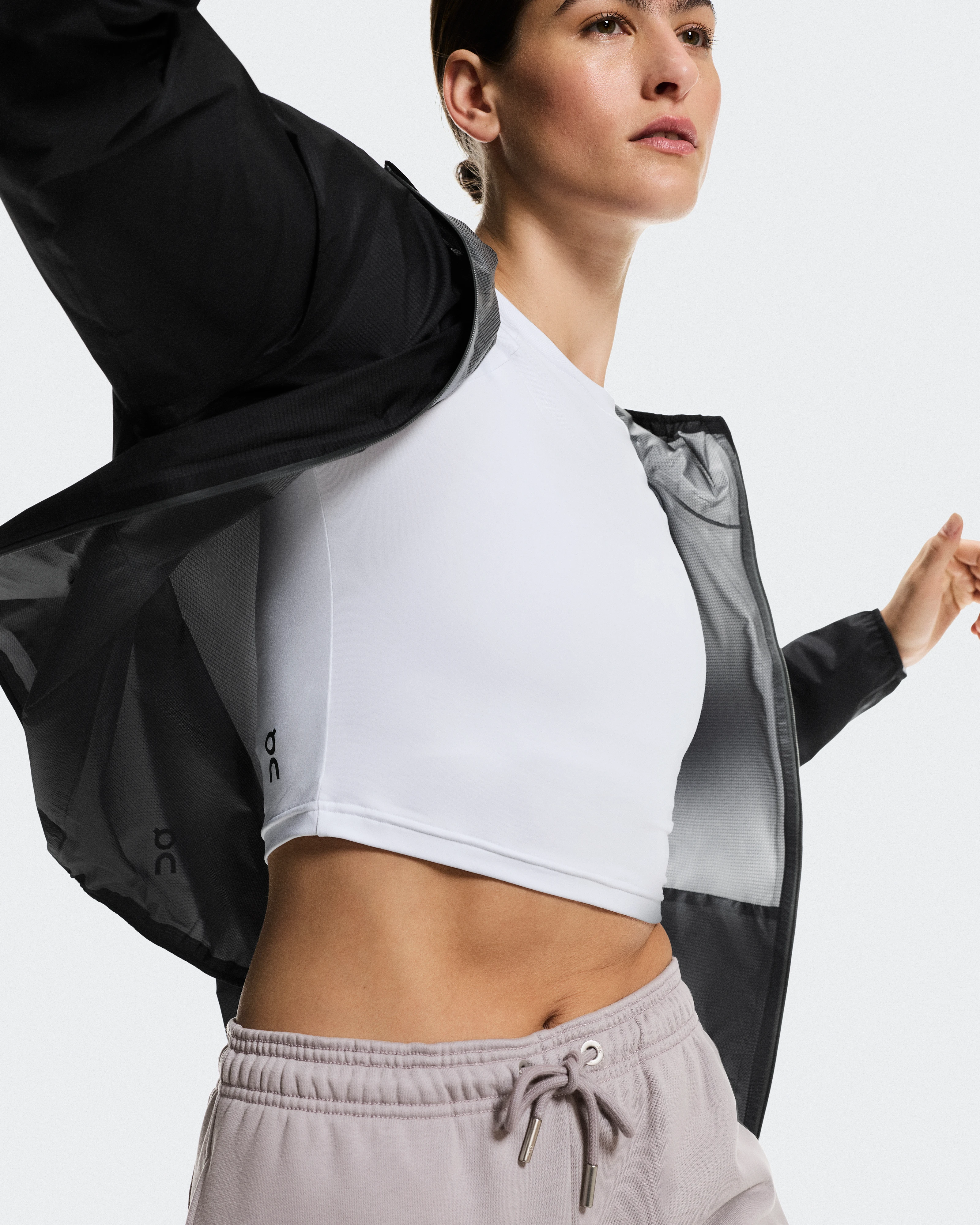 On Explore Lightweight Waterproof Jacket Black ウィメンズ ジャケット