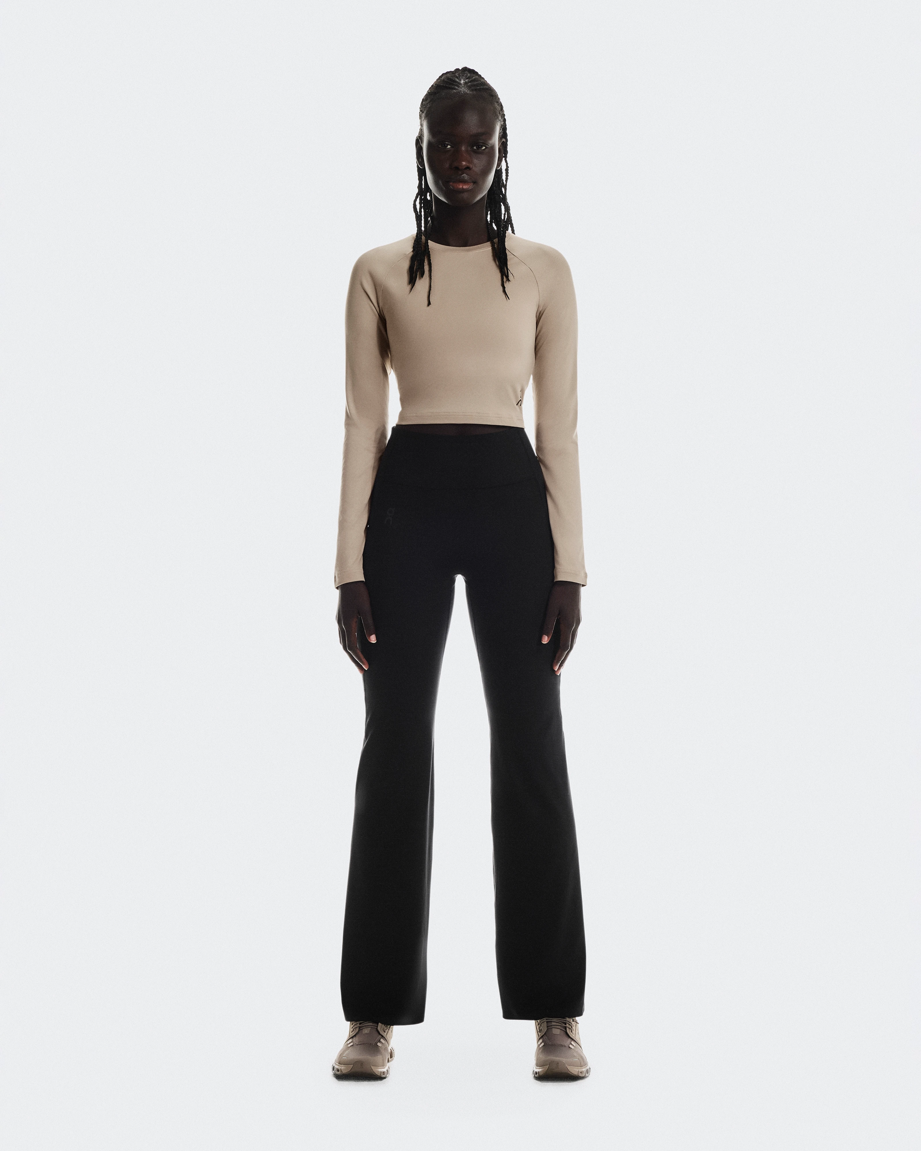 On Studio Long-T Crop Desert Women Tops and t-shirts