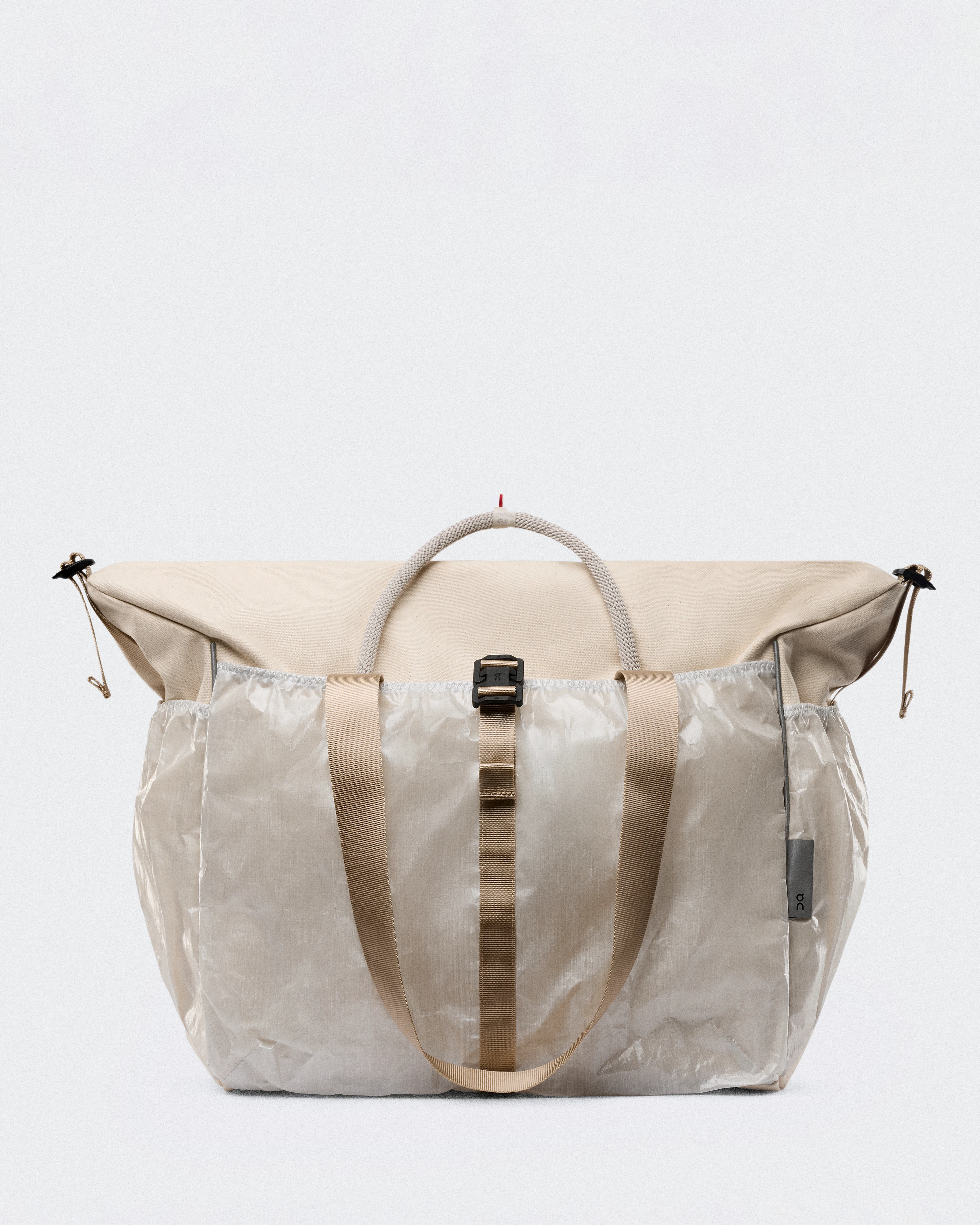 On Court Pack 40L Sesame & White Unisex Bags