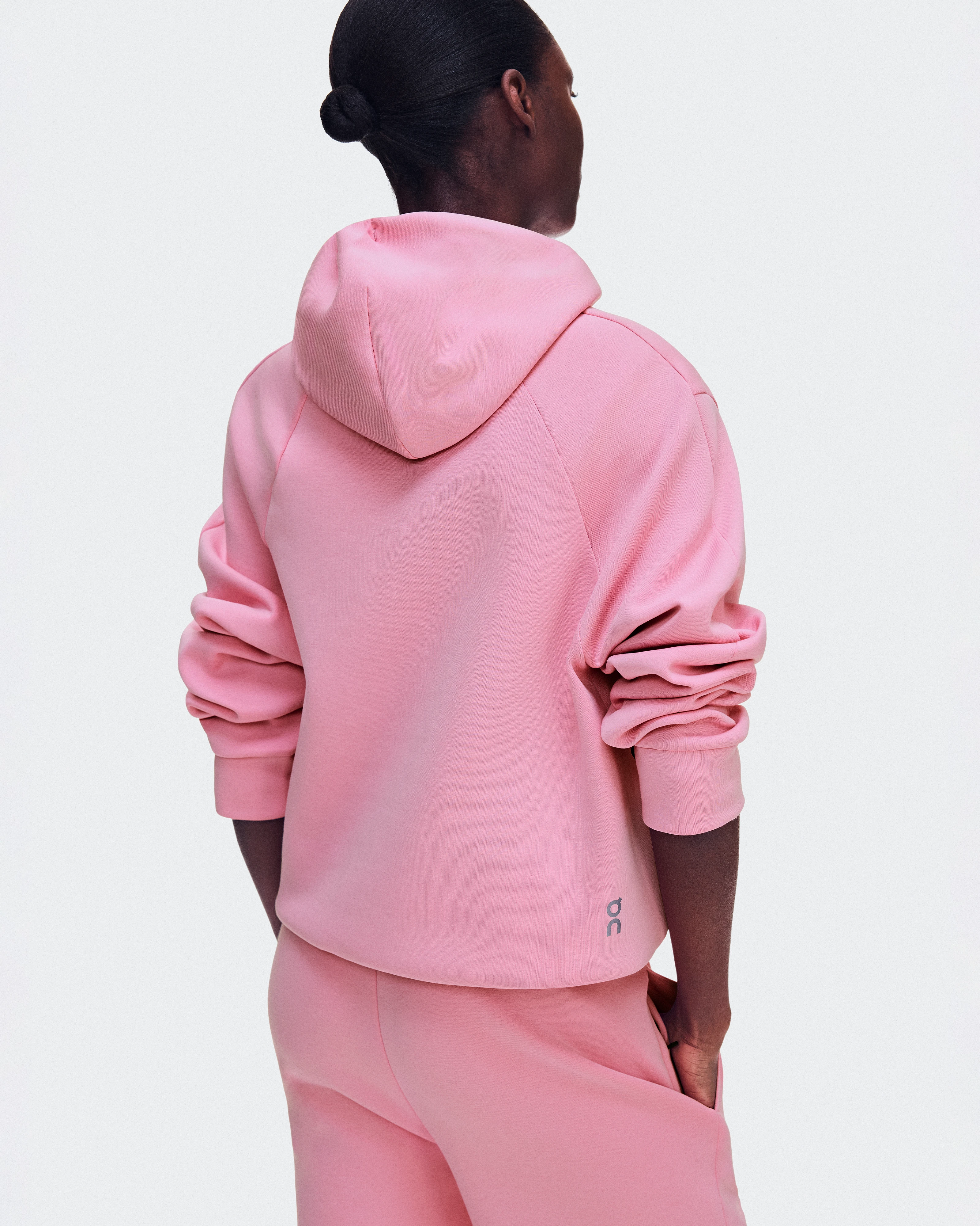 On Focus Tech Hoodie Magnolia Women Hoodies and sweatshirts
