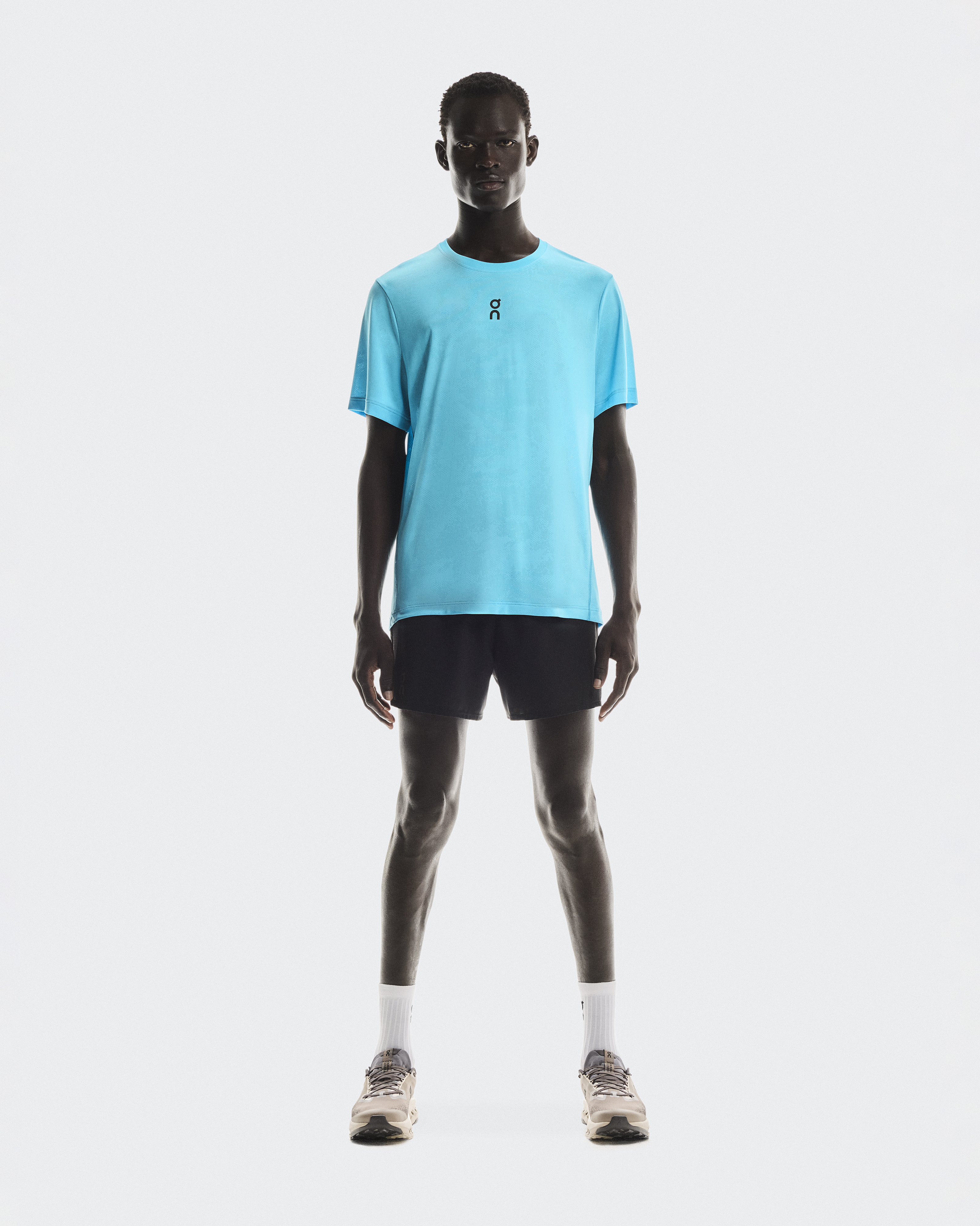 on メンズ Tシャツ TRAIL 黒 On】 Trail-T - 名古屋のランニングショップ ｜ interlaken