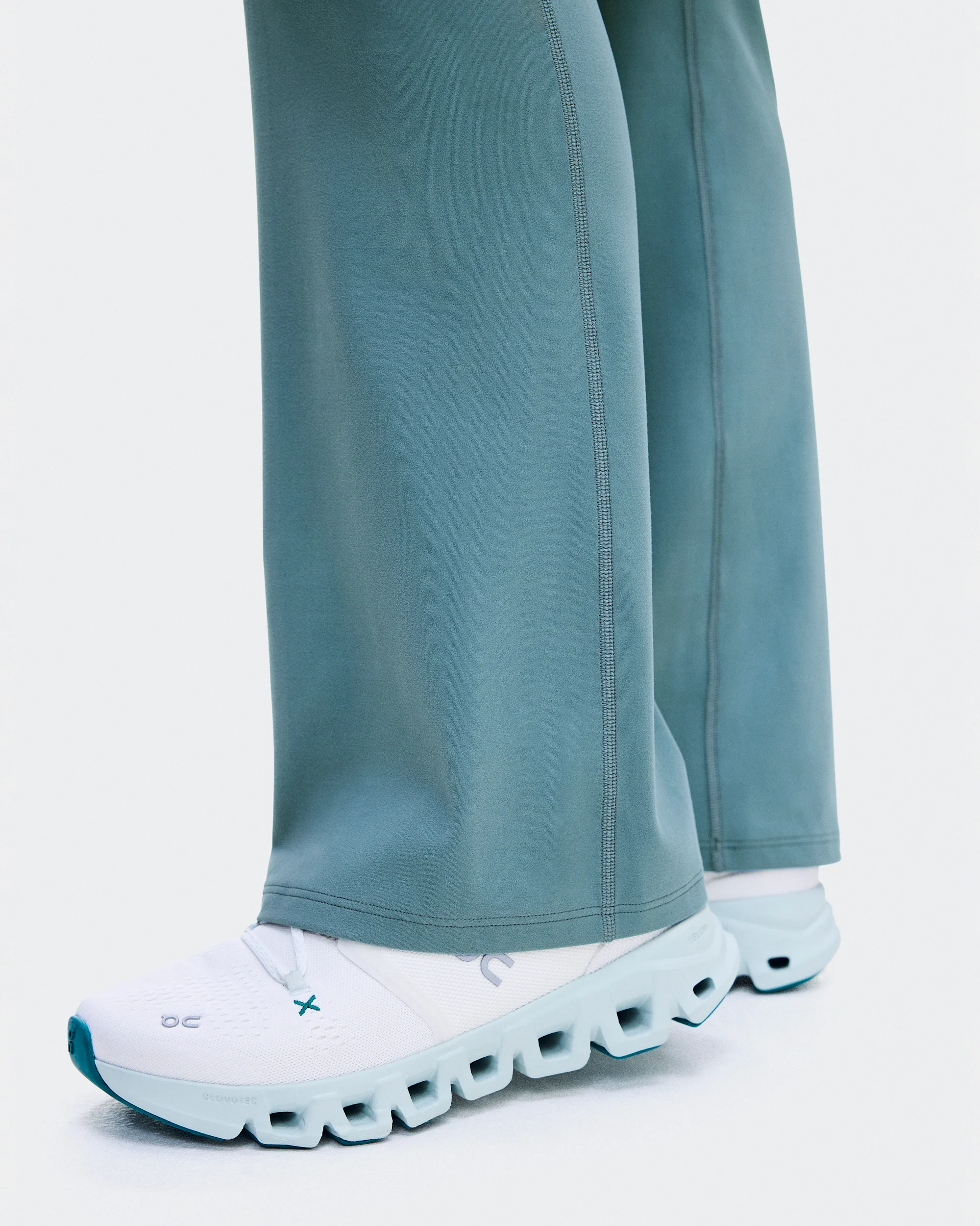 Women's Studio Flared Pants 30" Agave - thumbnail 5