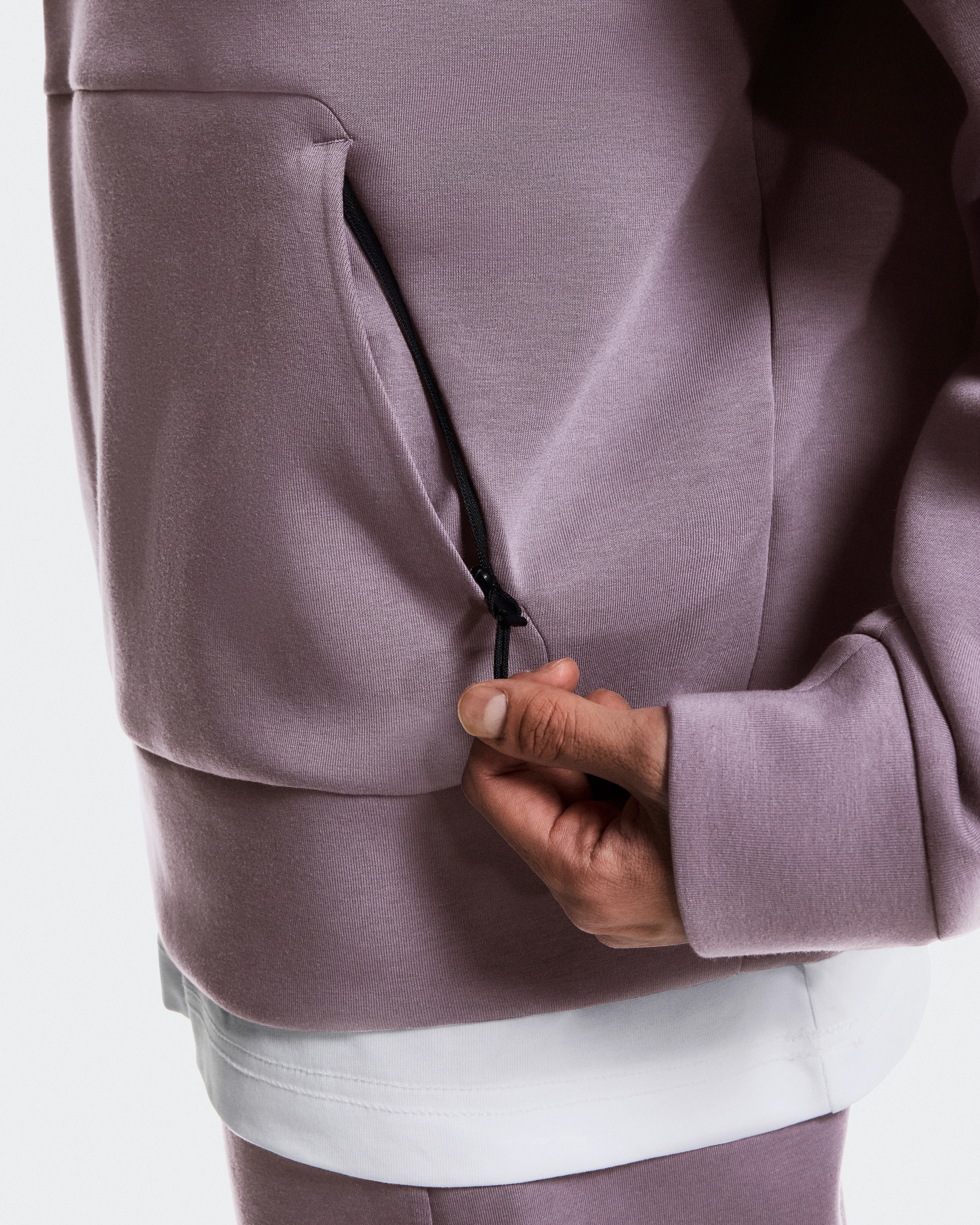 On Focus Tech Hoodie Dewberry Men Hoodies and sweatshirts