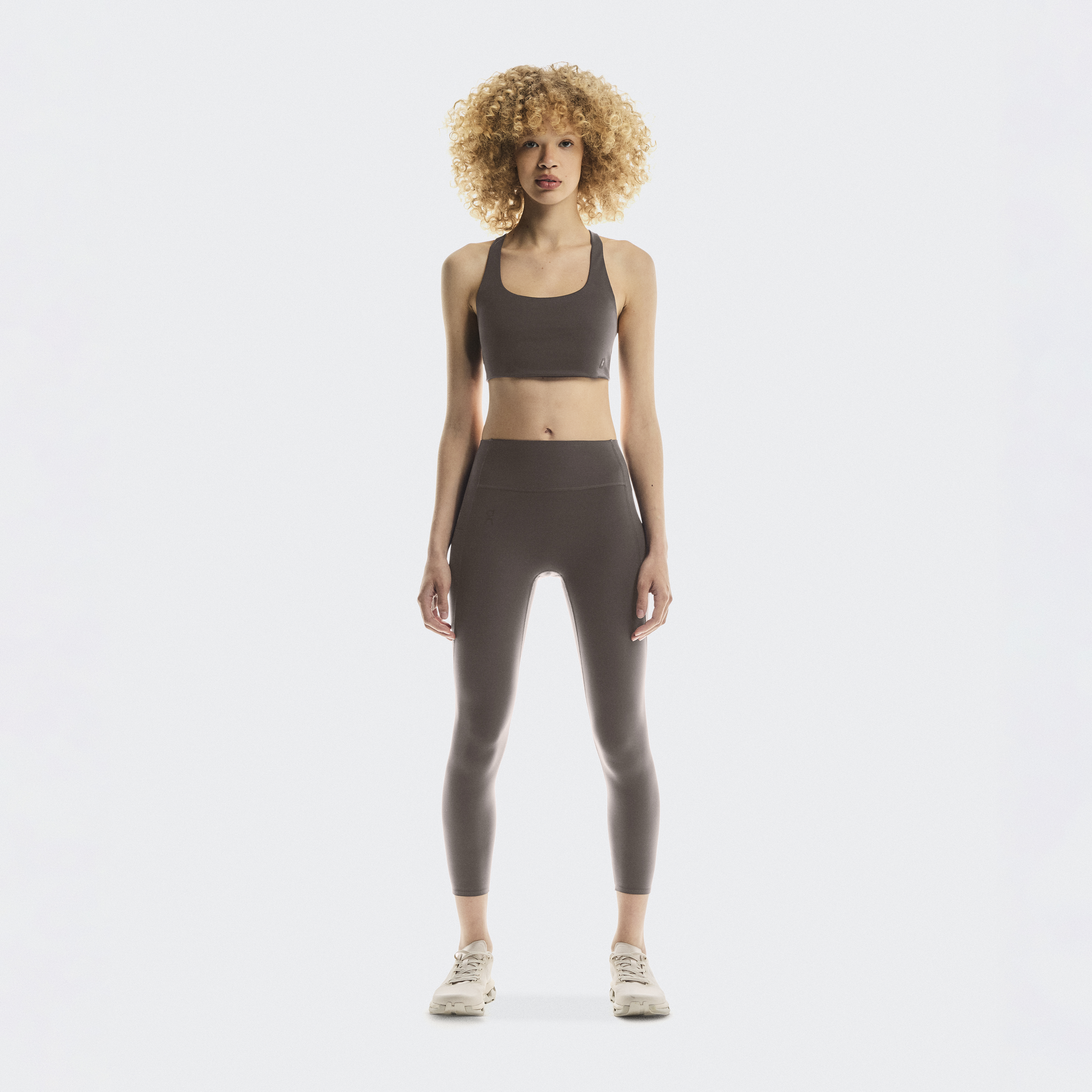 【On】アクティブタイツ（Sサイズ）レディース Active Tights ジムワーク向けタイツ＆レギンス | On 日本