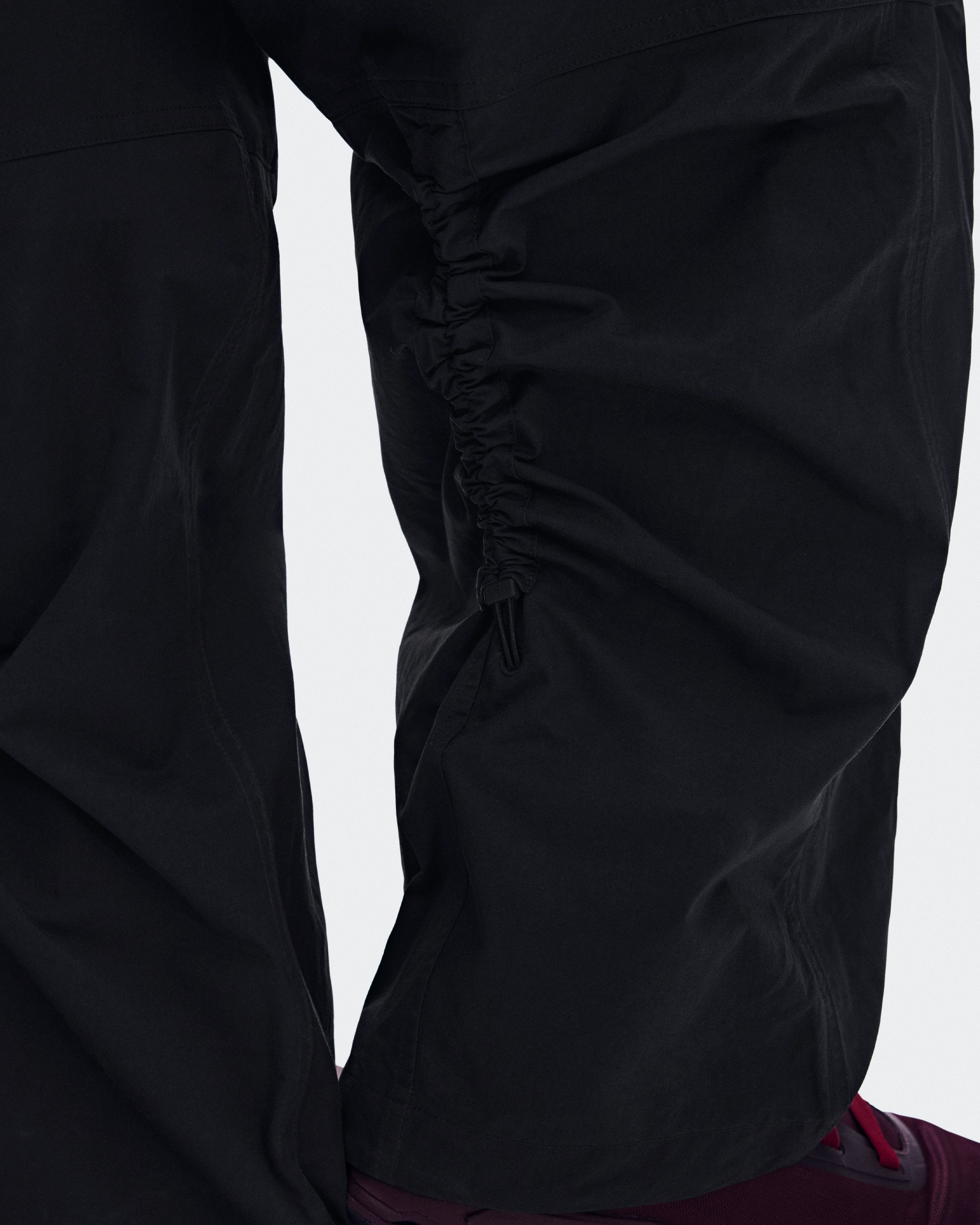 On Parachute Pants Black Donna Pantaloni