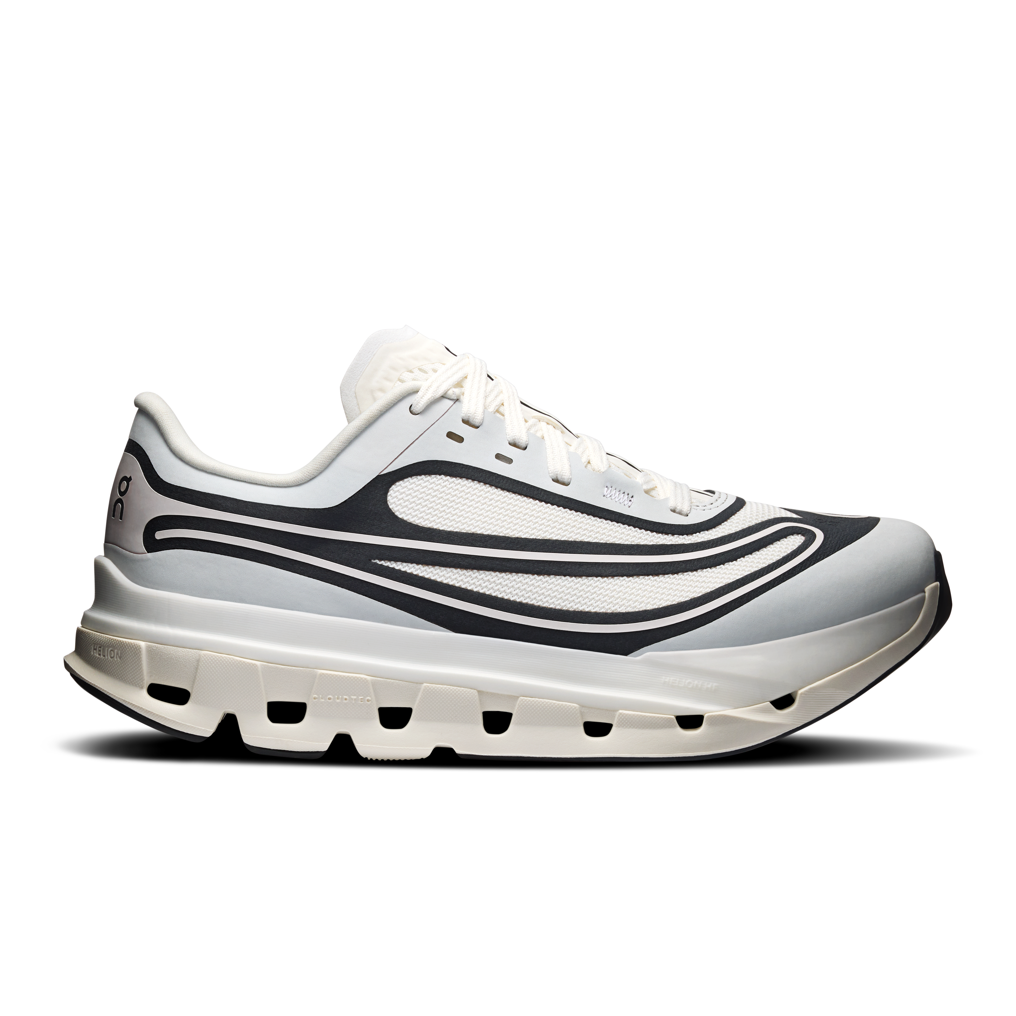 Cloudflow 5 AD Lifestyle Shoe in Ivory/Black