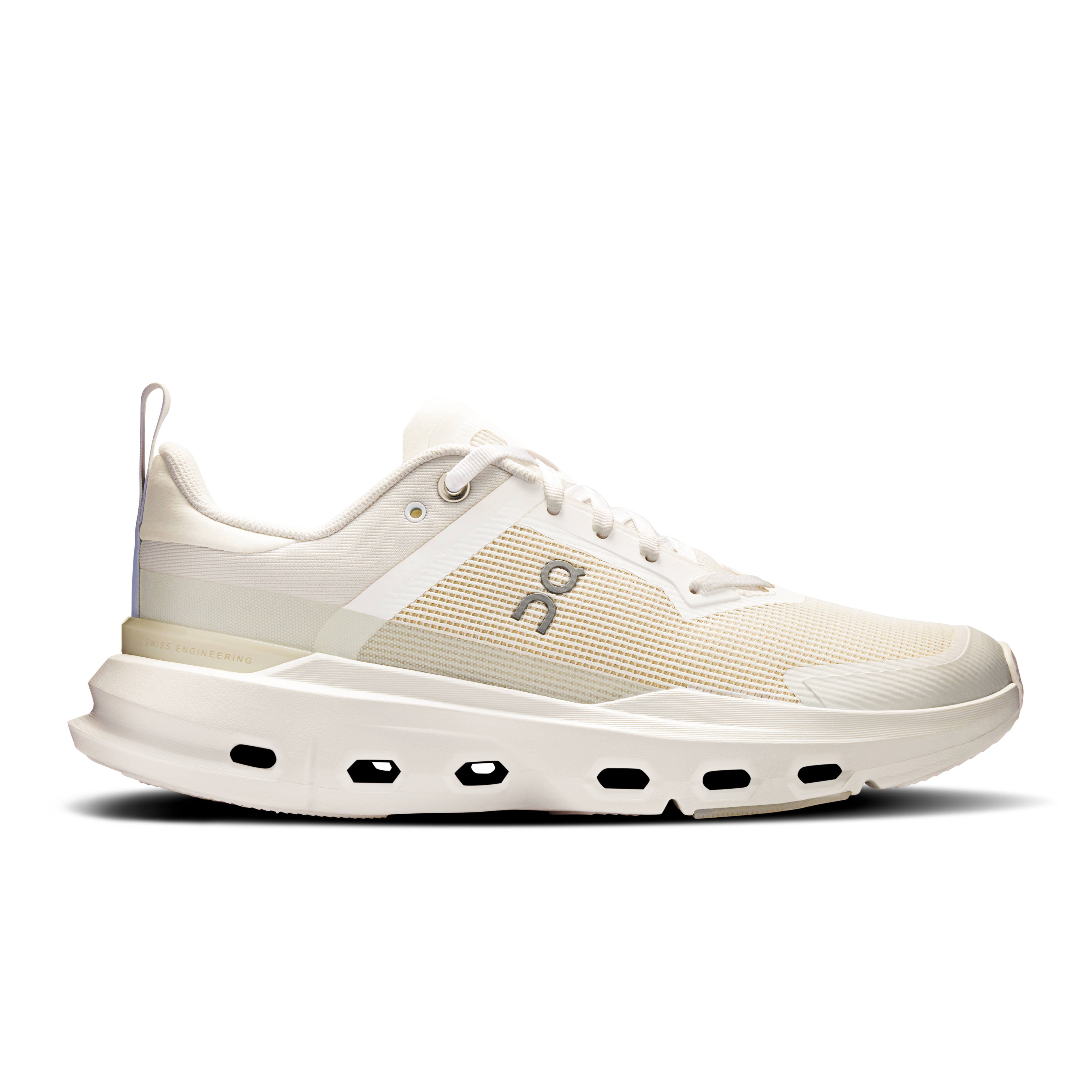 Women / White | Ice / 38.5