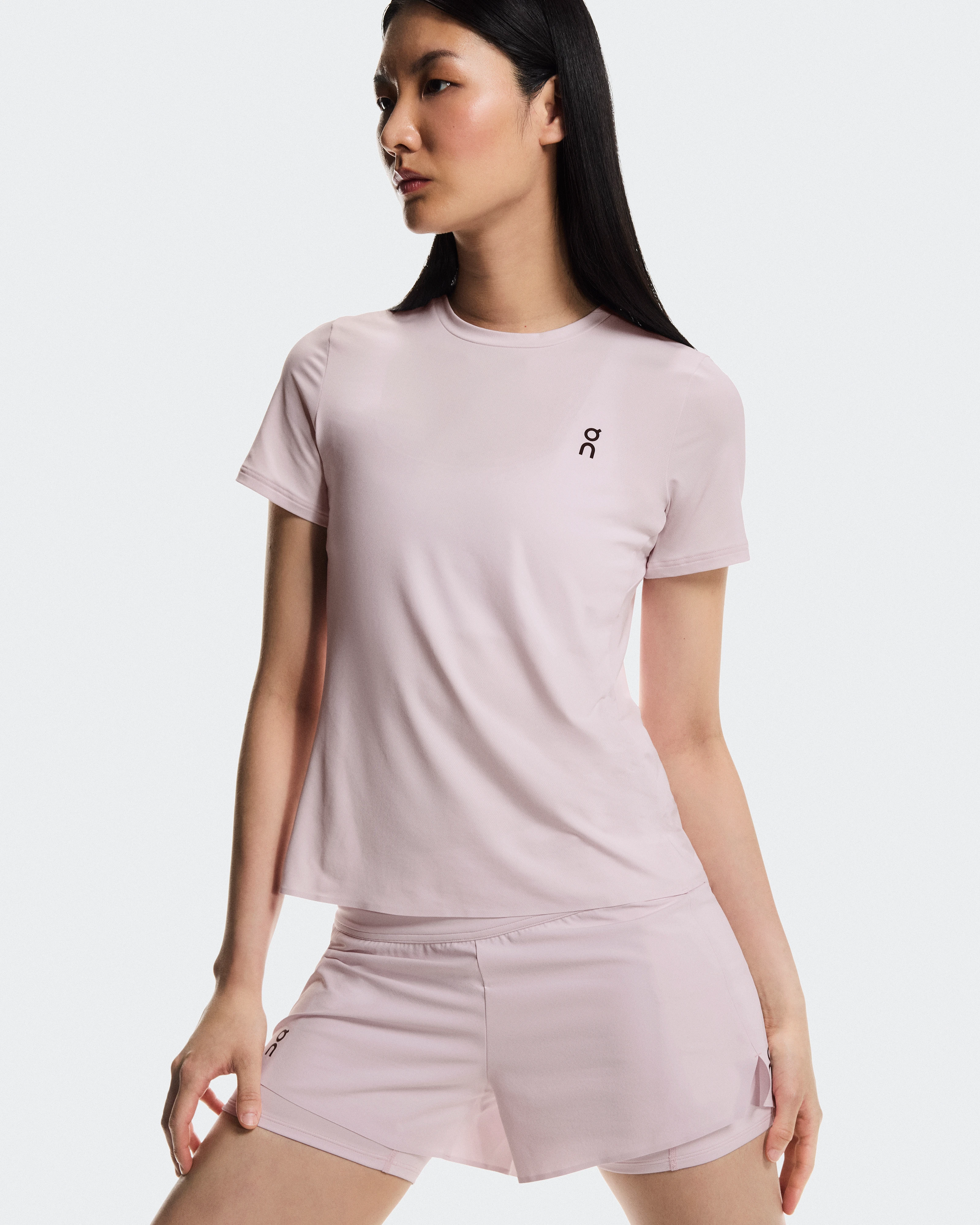 On Court Shorts Orchid Women Shorts