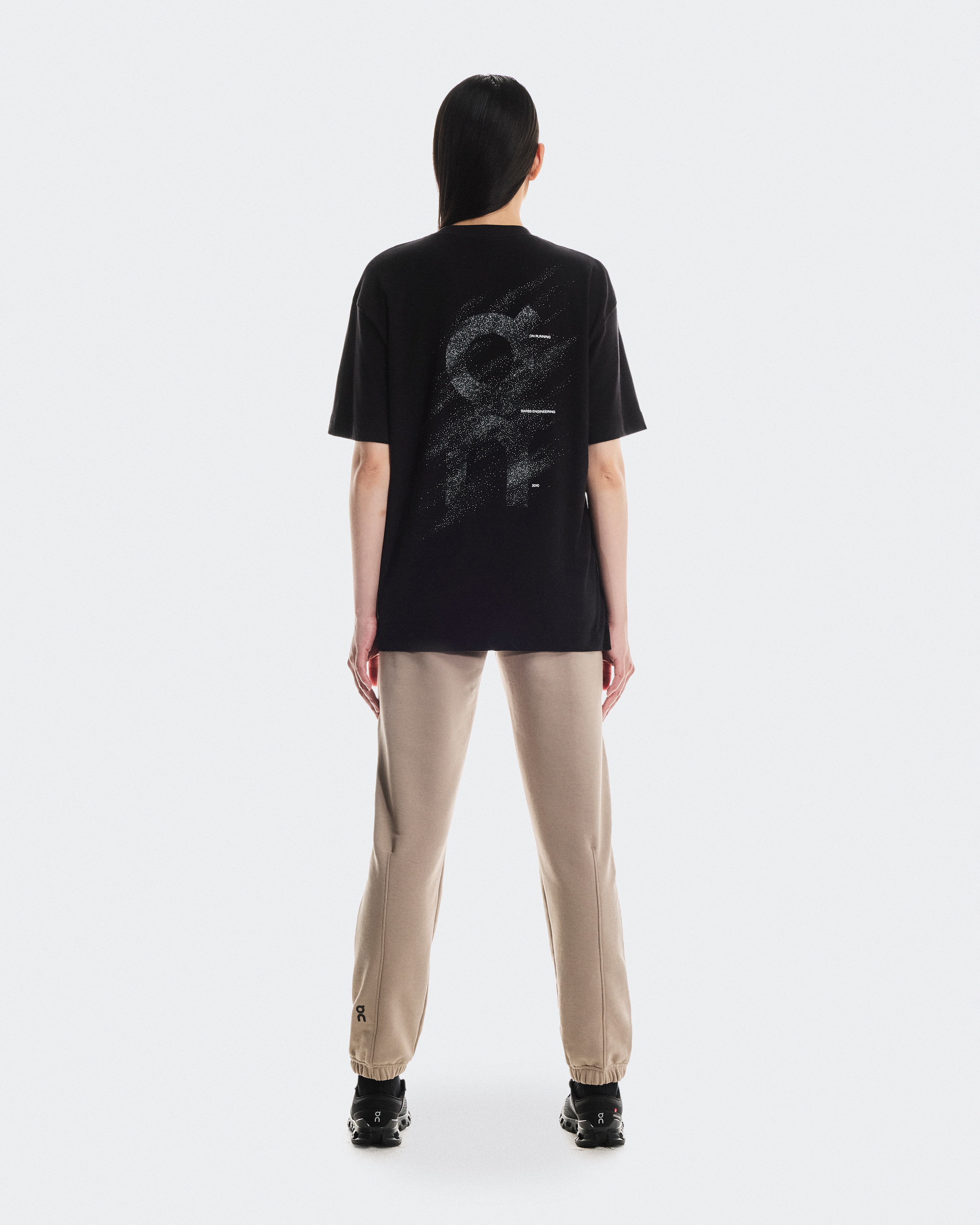 Club T GraphicWomen / Black | Olive / M