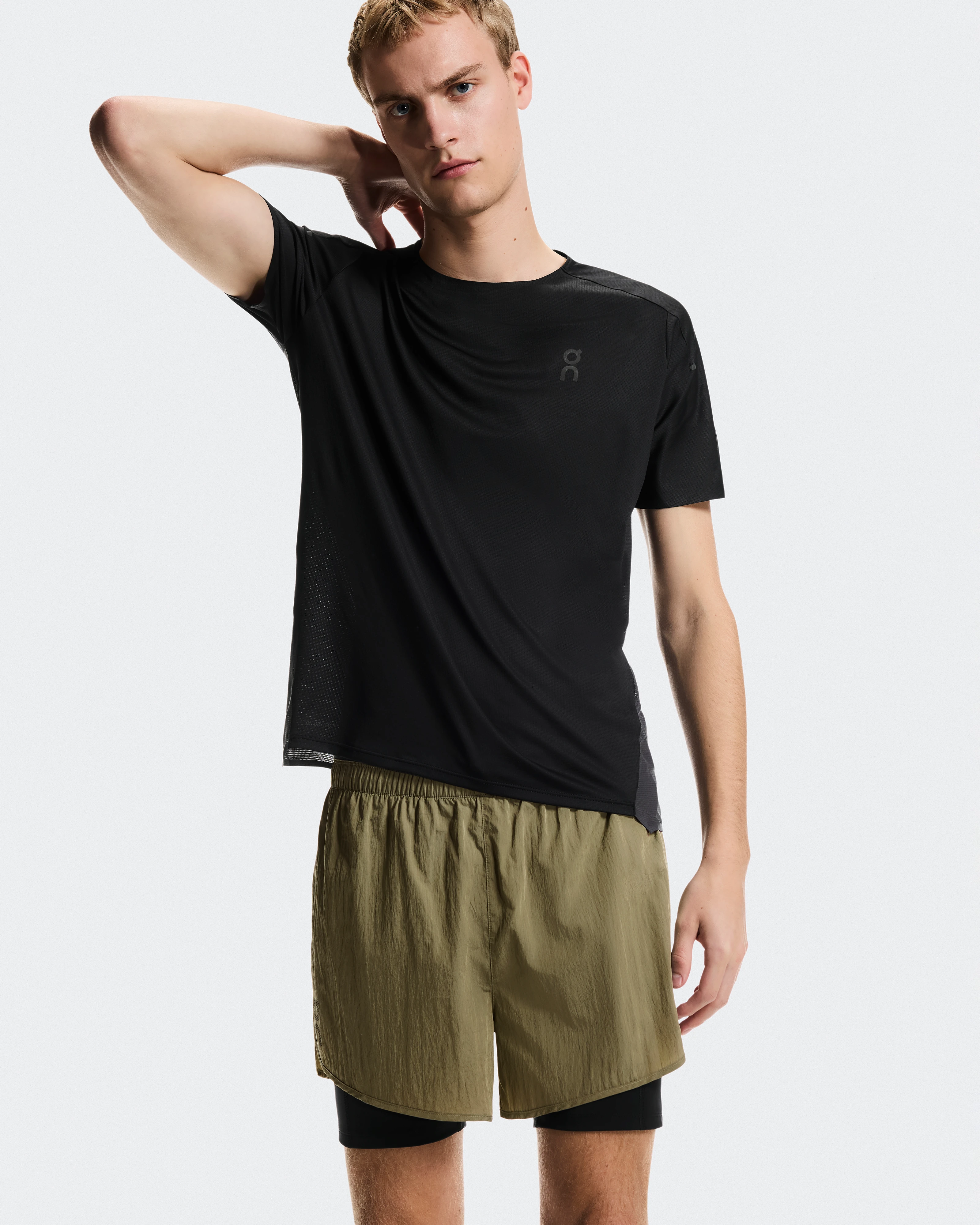 On Performance Volt Shorts Safari Hombre Pantalones cortos