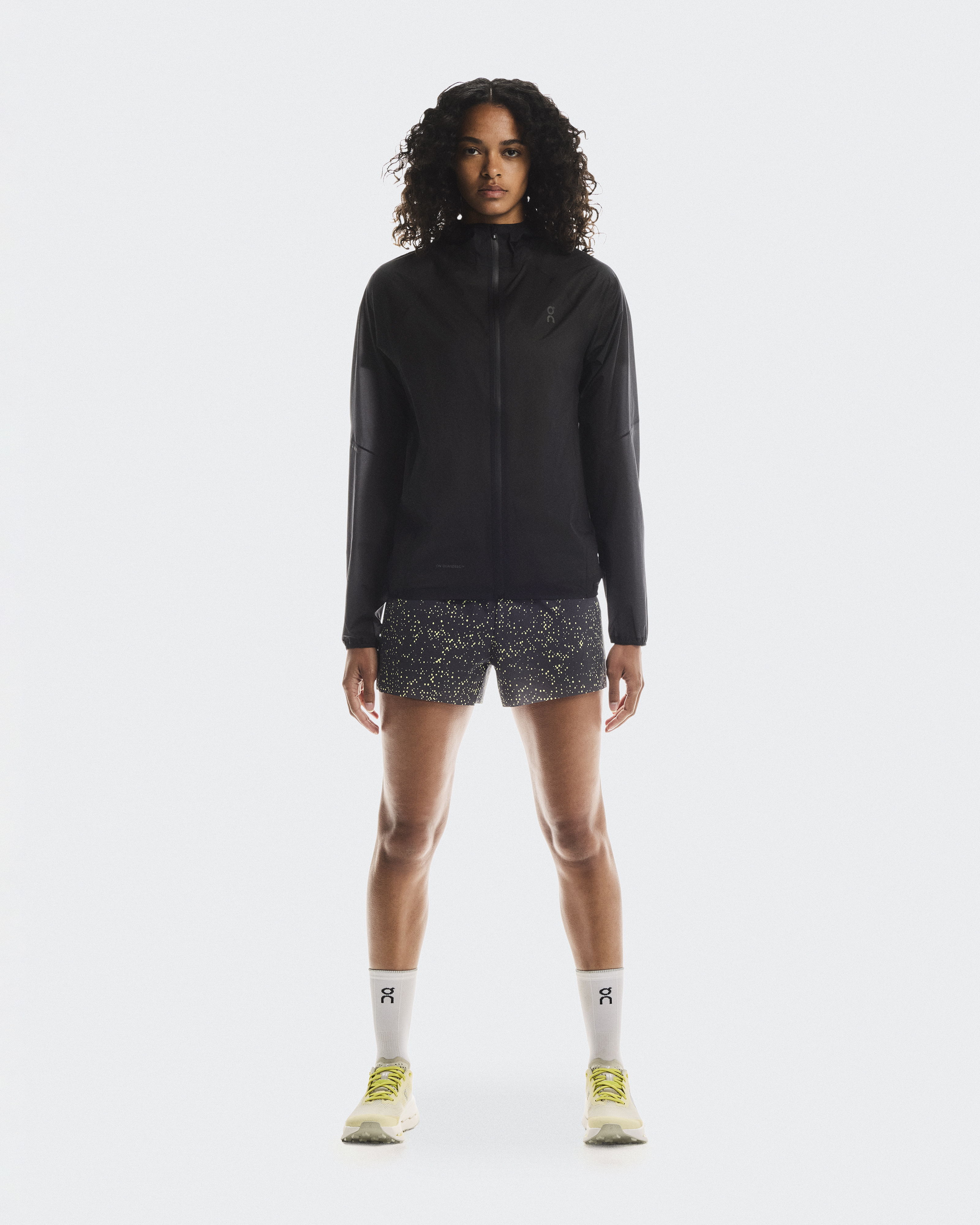 ウォーキング・ランニングウェア On Ultra Jacket sizeM Black Men's Ultra Jacket | Black | On France