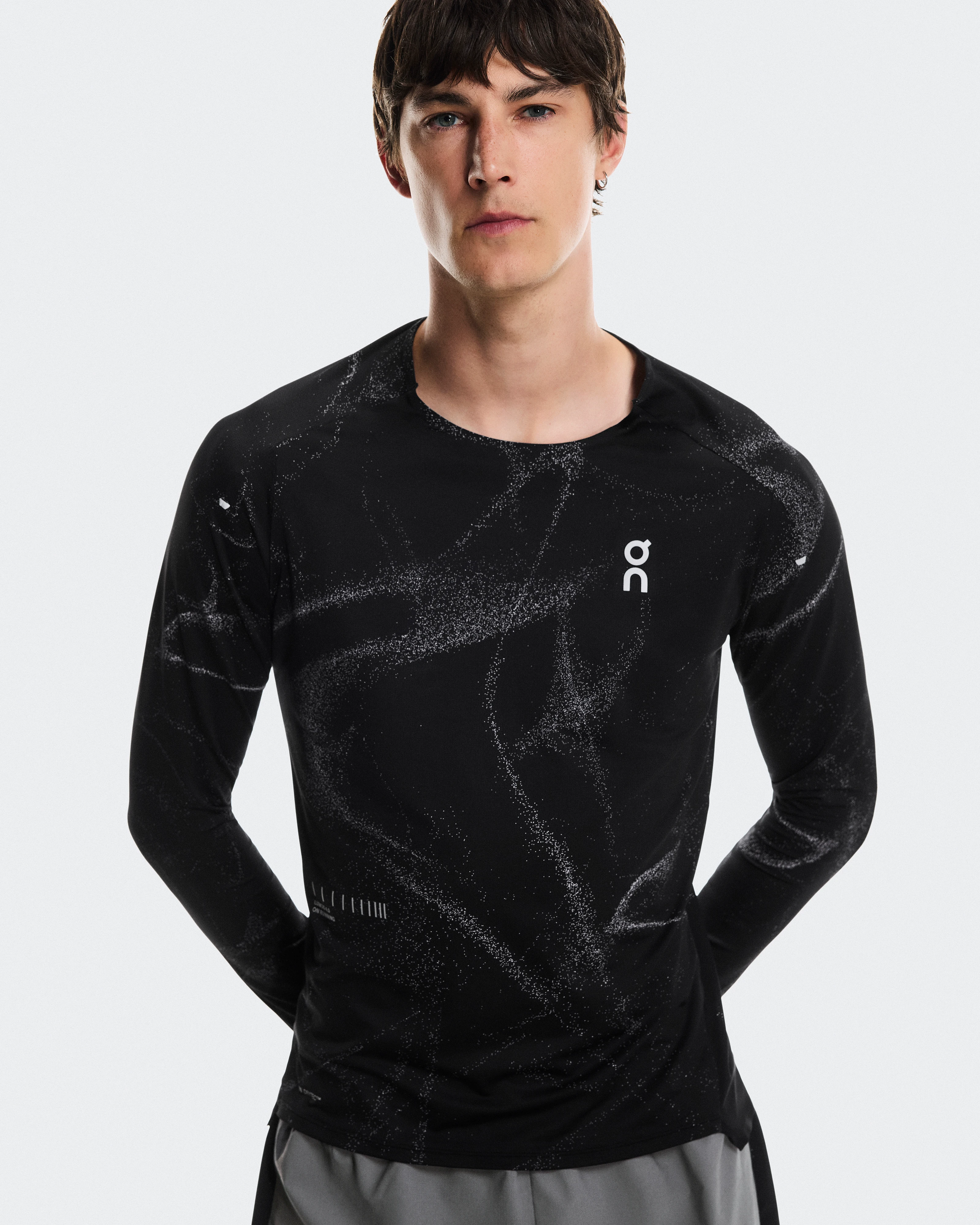 On Performance Long-T Lumos Black Men Tops and t-shirts