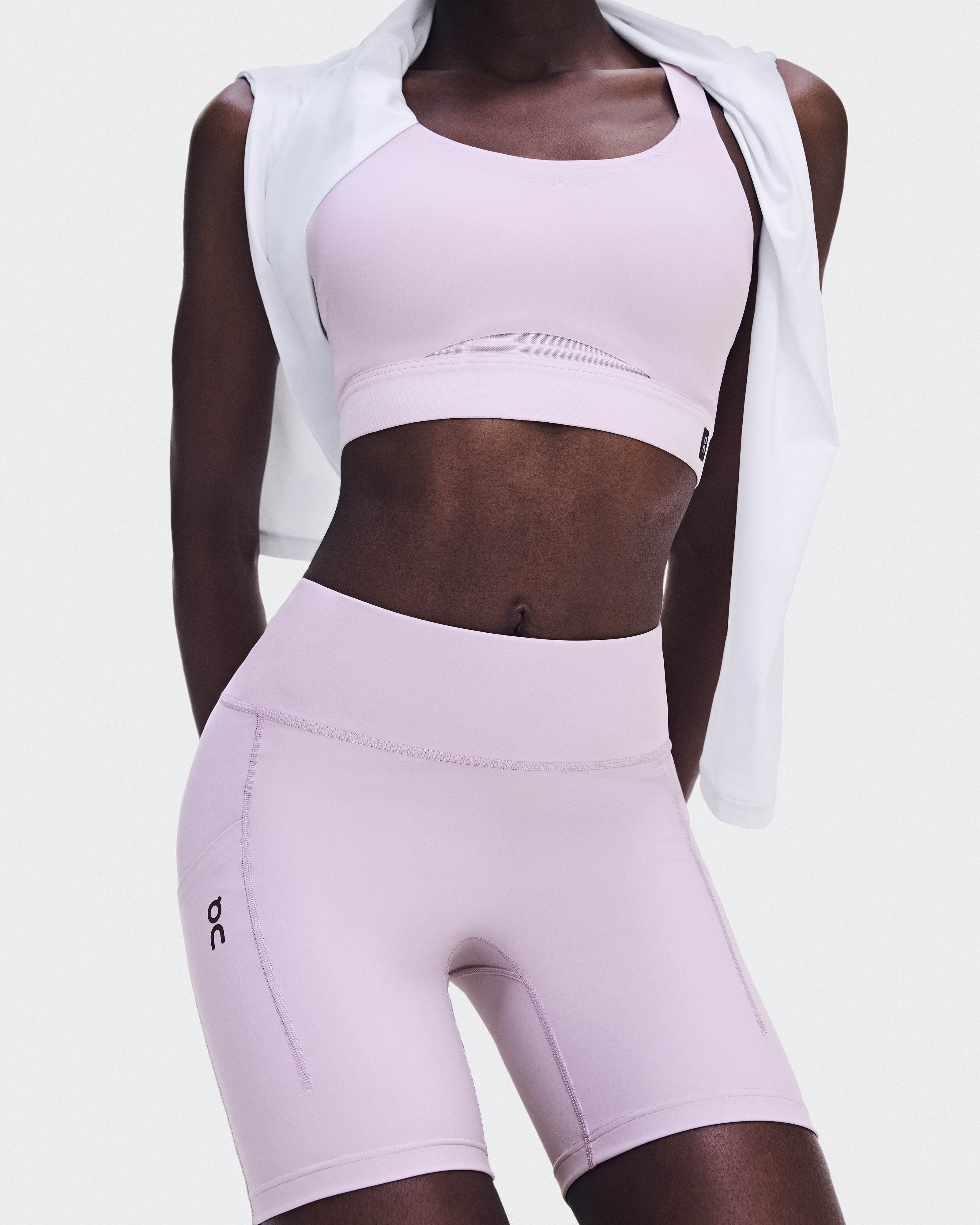 ウィメンズ Performance Tights Short | Foxglove | On 日本