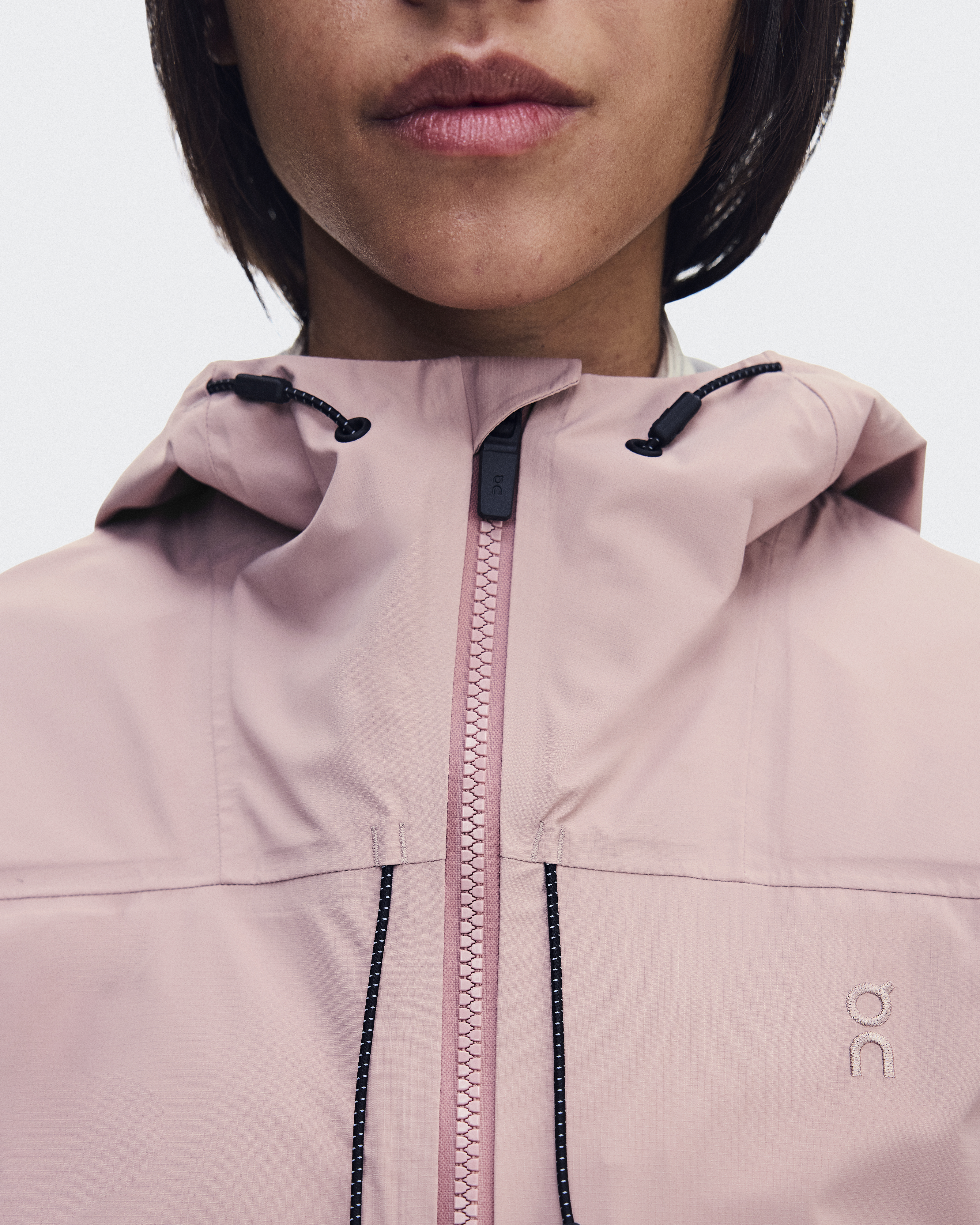 ウィメンズ Ascent Jacket | ピンク | On 日本