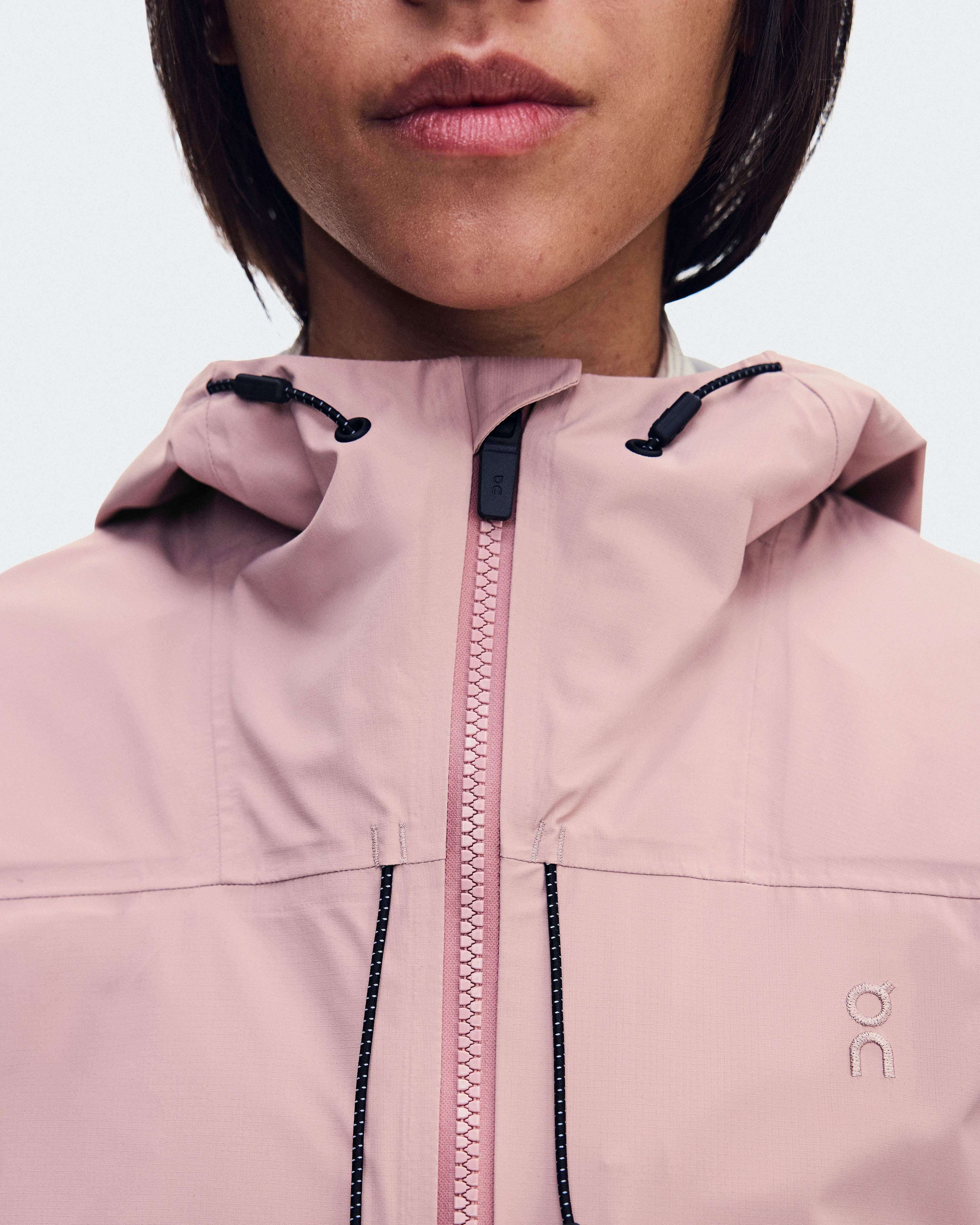 On Ascent Jacket Biscuit Women Jackets