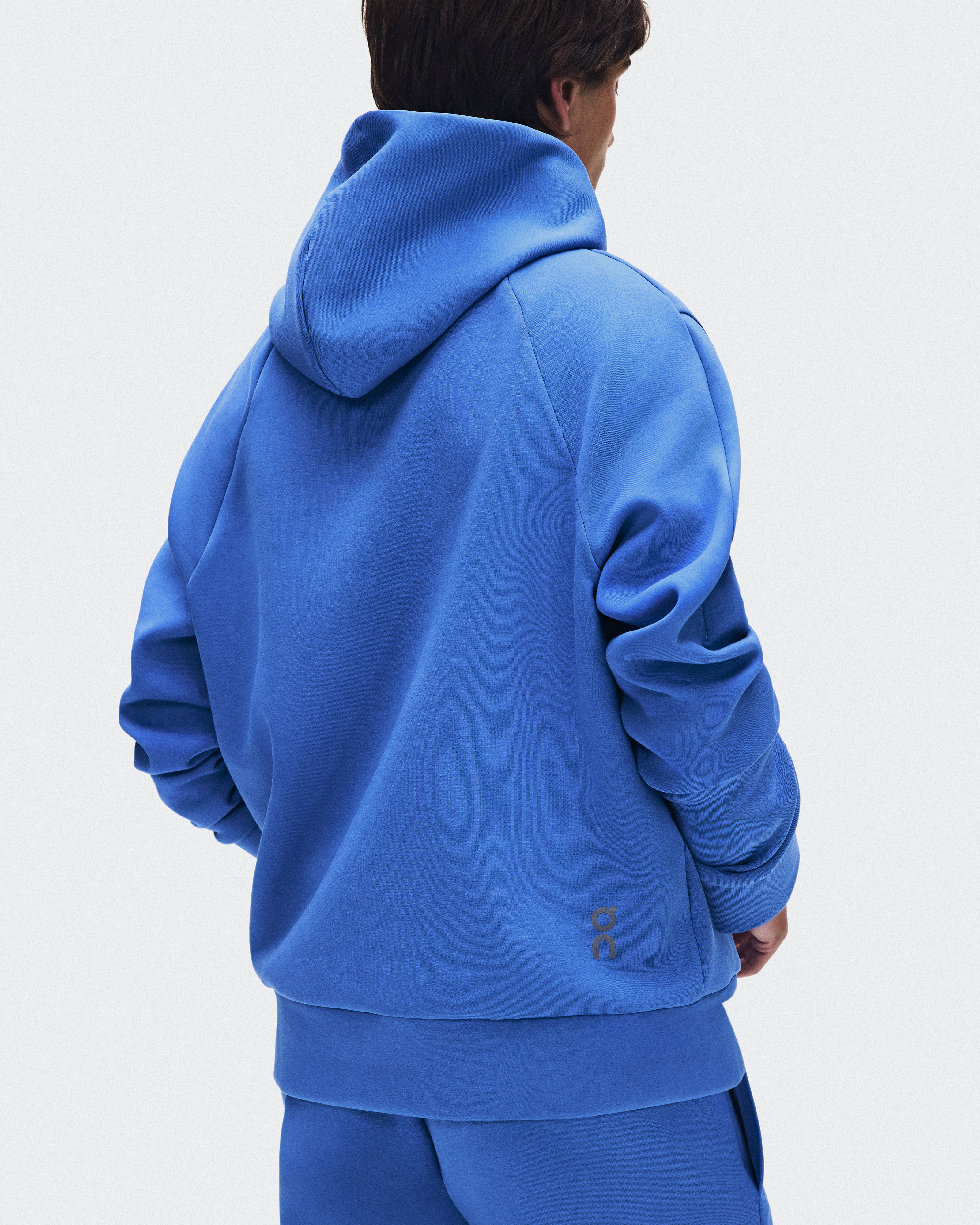 Men's Focus Tech Hoodie | Jay | On Italy