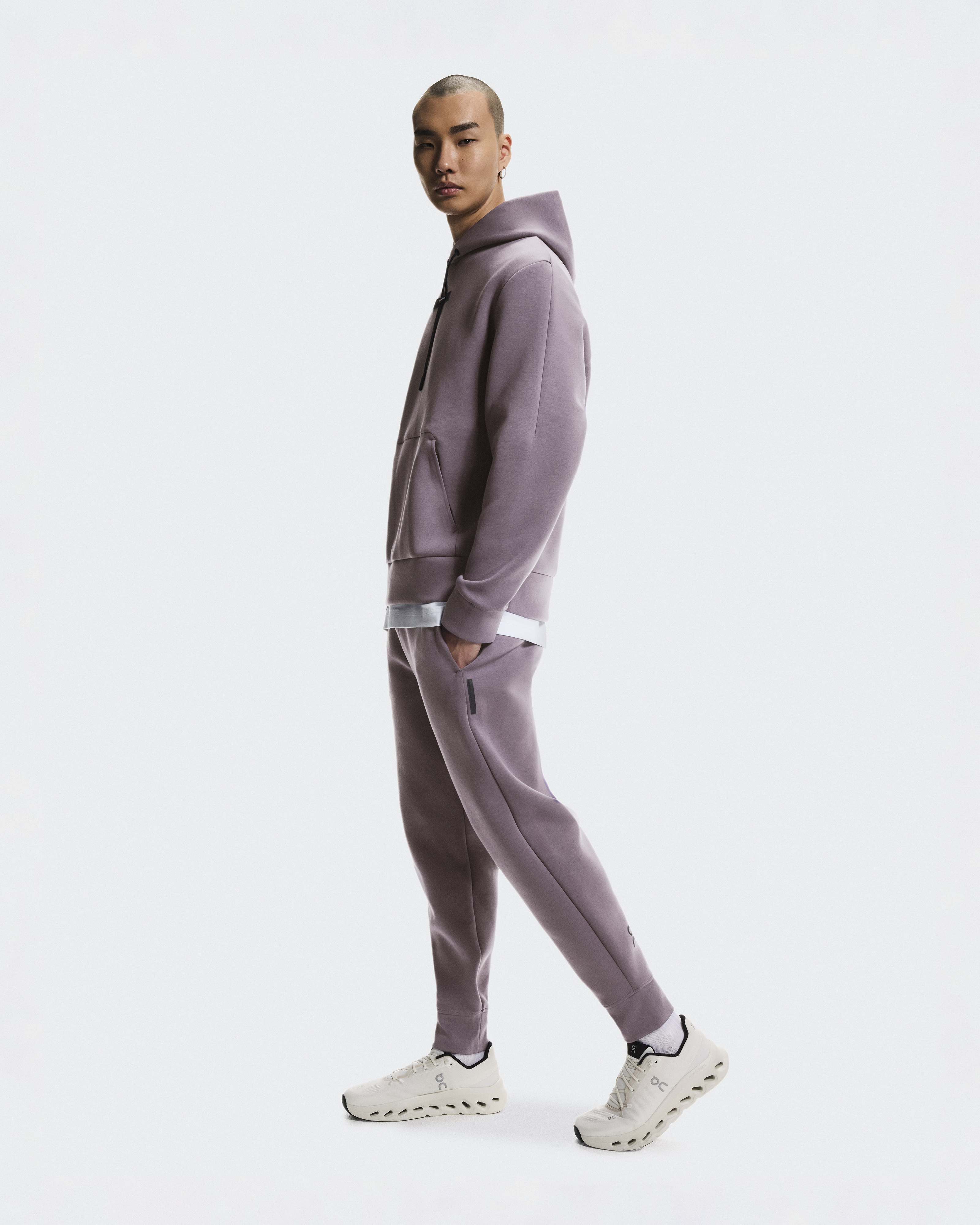 Men's Focus Tech Sweatpants | Purple | On United States