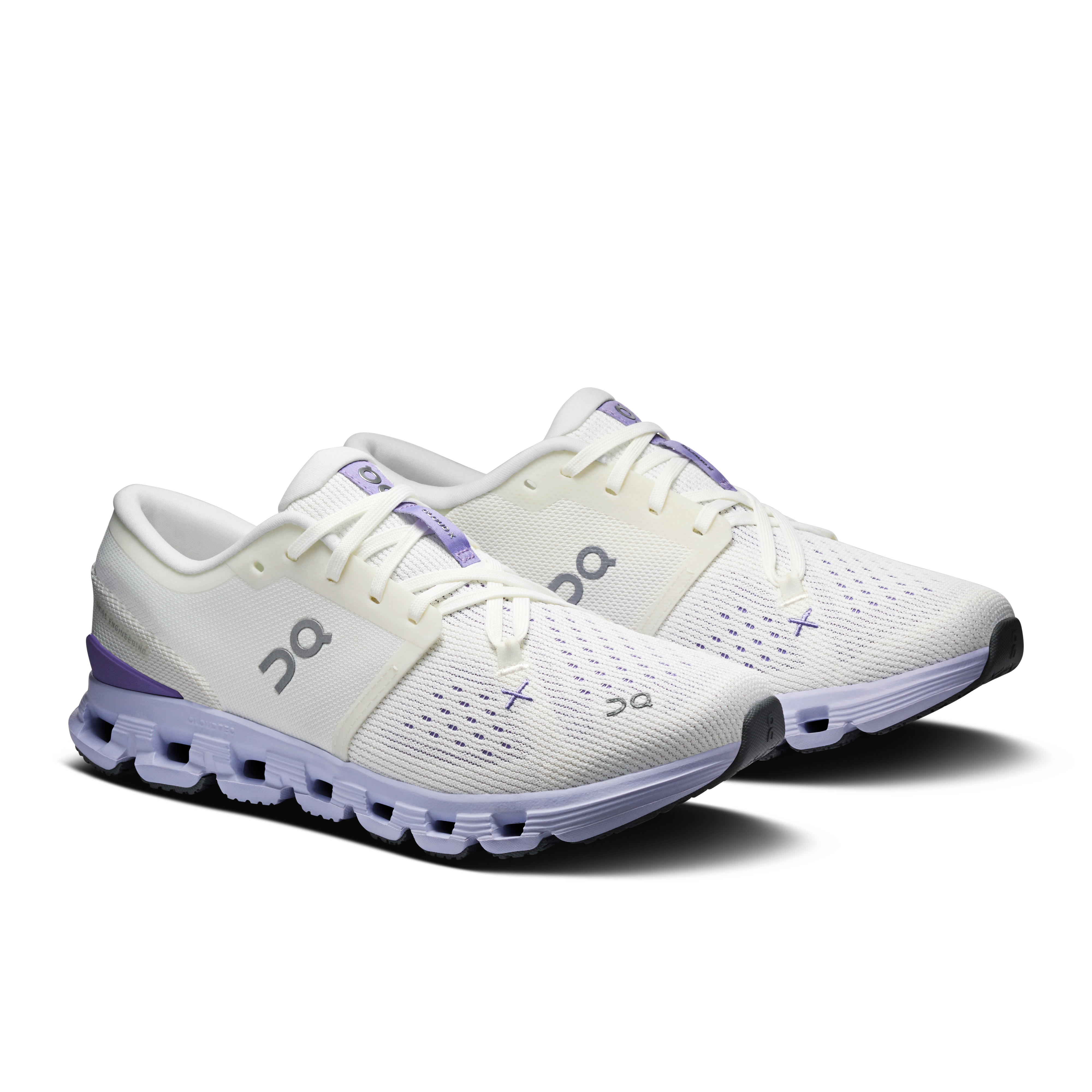On Cloud スニーカー ホワイト24.5～２５cm 1d740660bd6b7d038d5e47d9c829cc