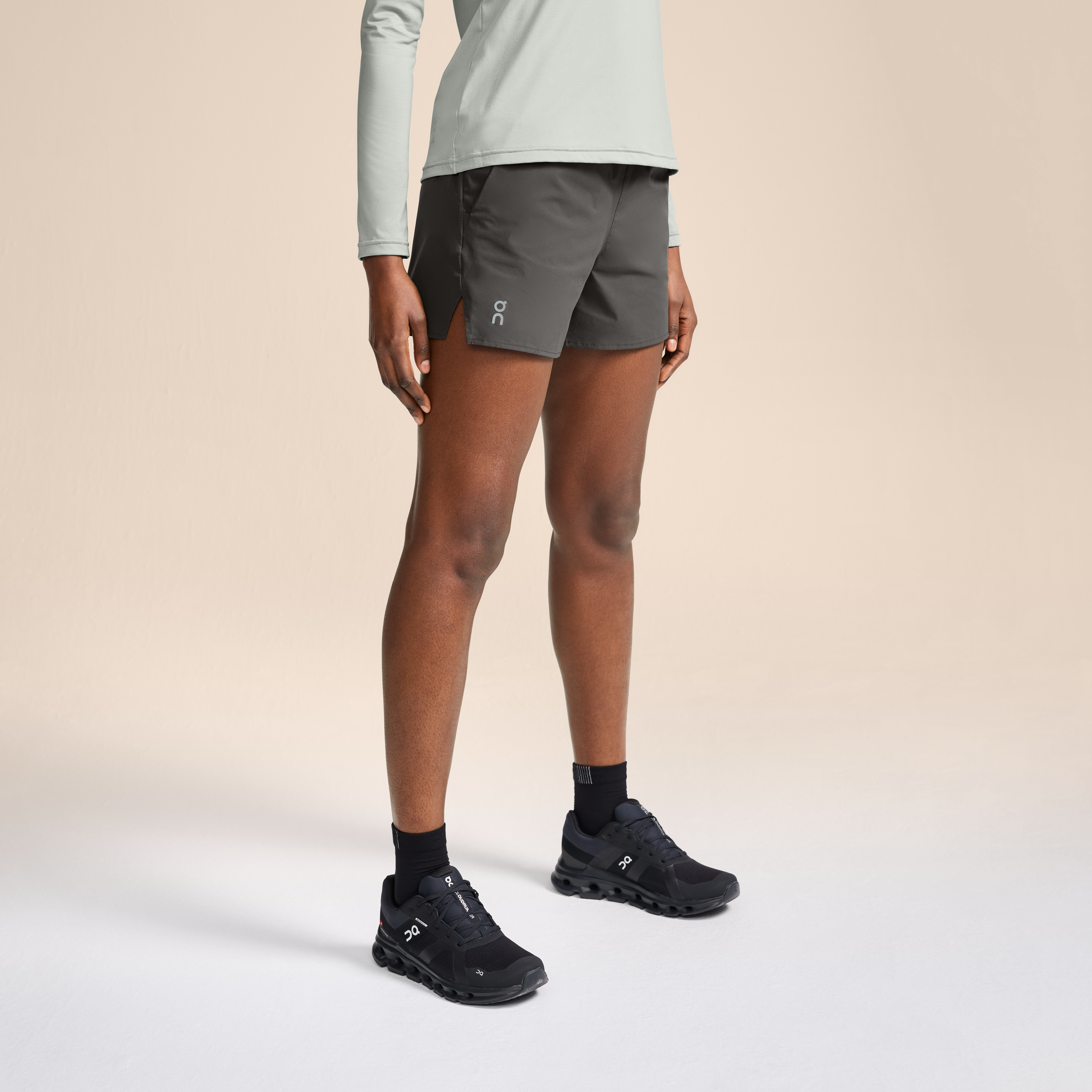 On Essential Shorts Grey Women Running, everyday training, versatile Shorts