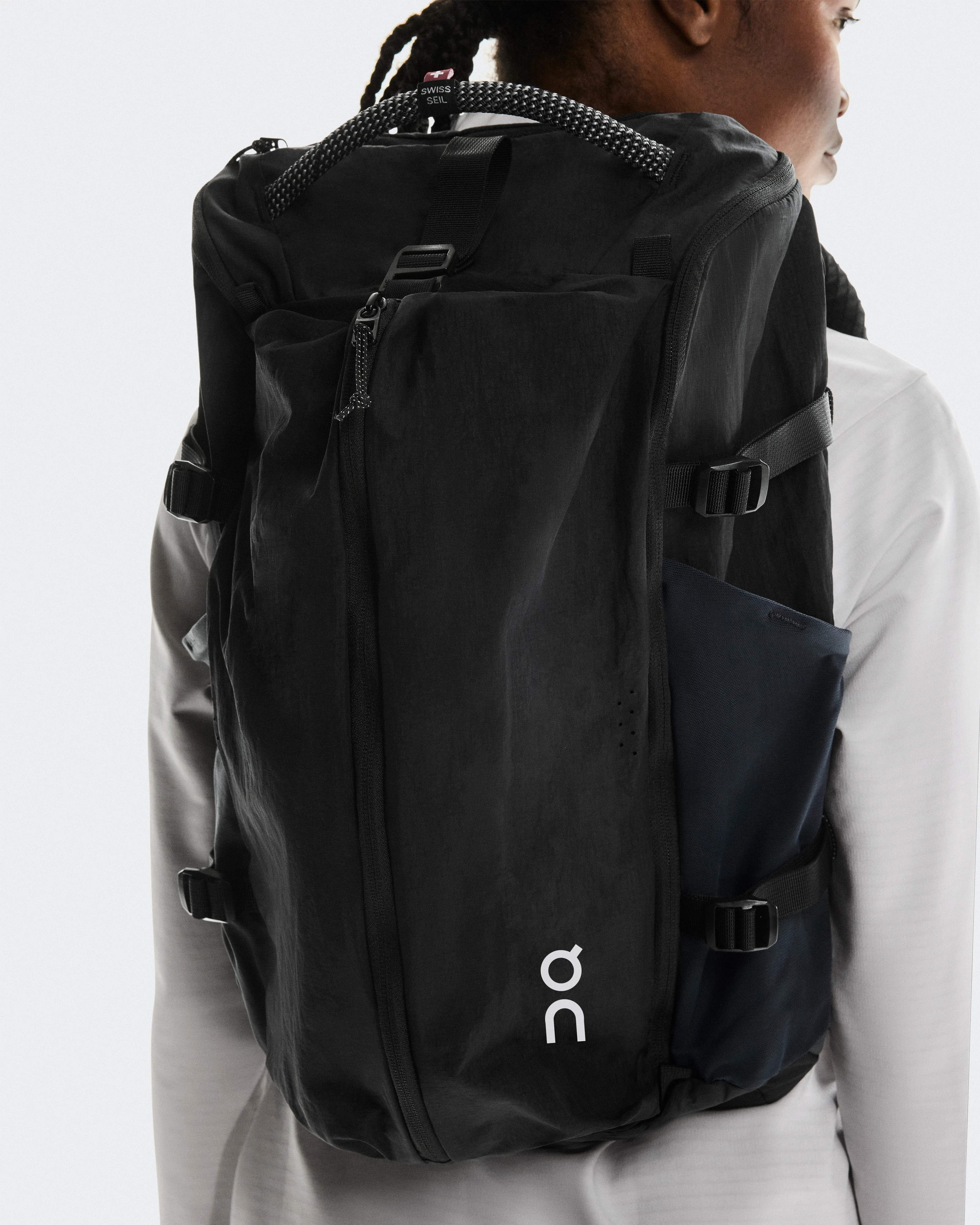 On Speed Pack 30L Magnet & Black Unisex Bags