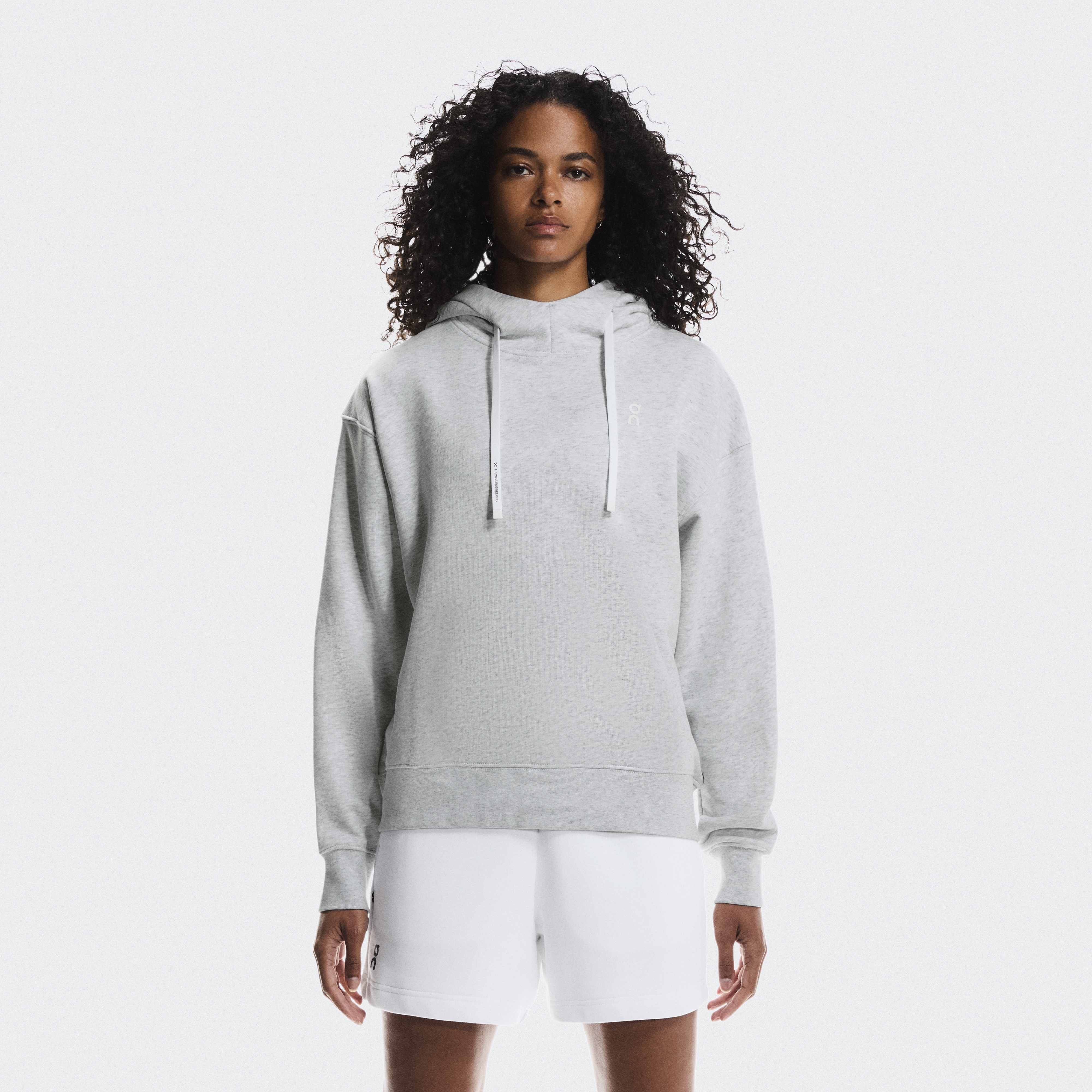 On Club Hoodie パーカー ホワイトxsサイズ メンズ Club Hoodie | On 日本