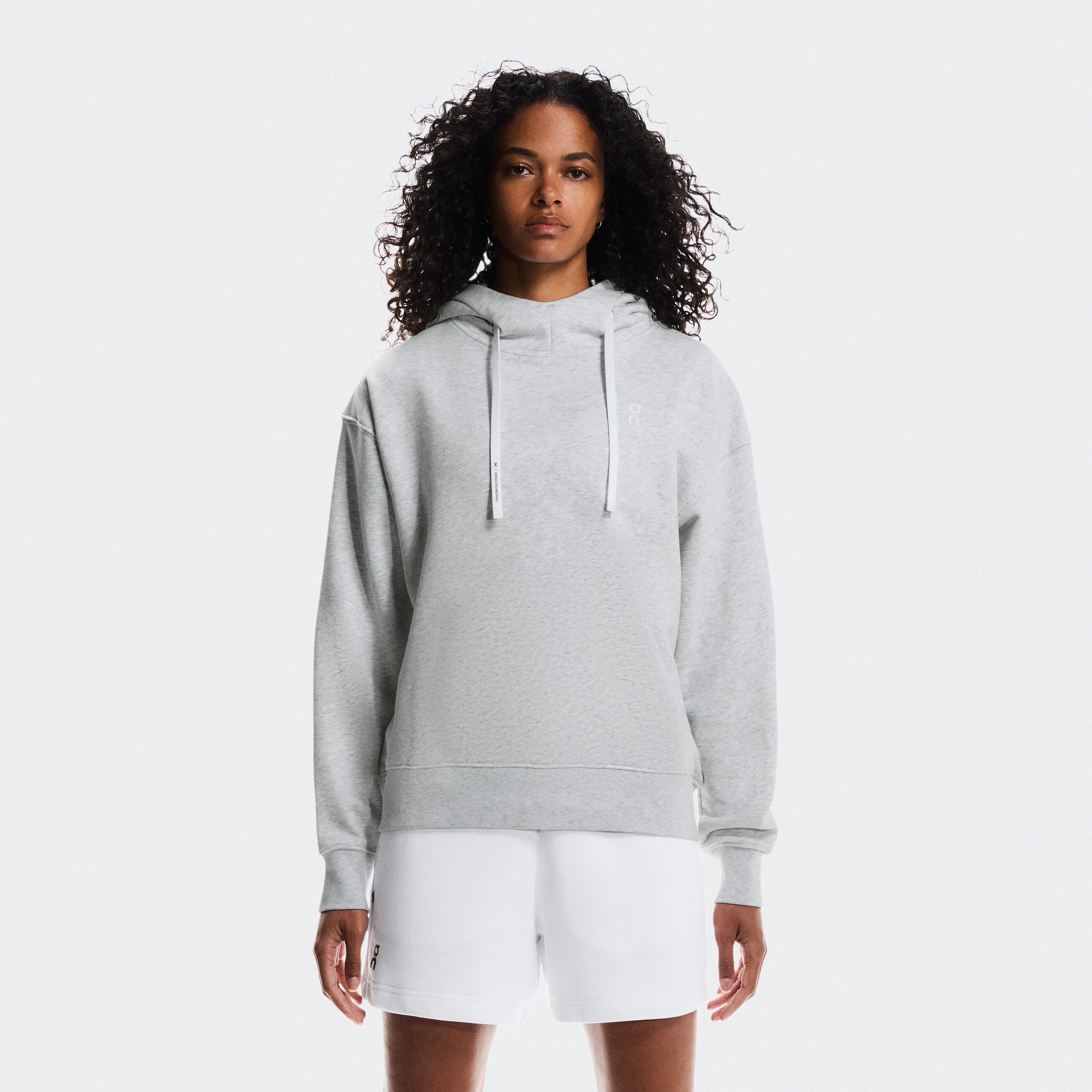 On Club Hoodie Smash Beige Women Women – Recovery, all-day wear, lifestyle Hoodies and sweatshirts