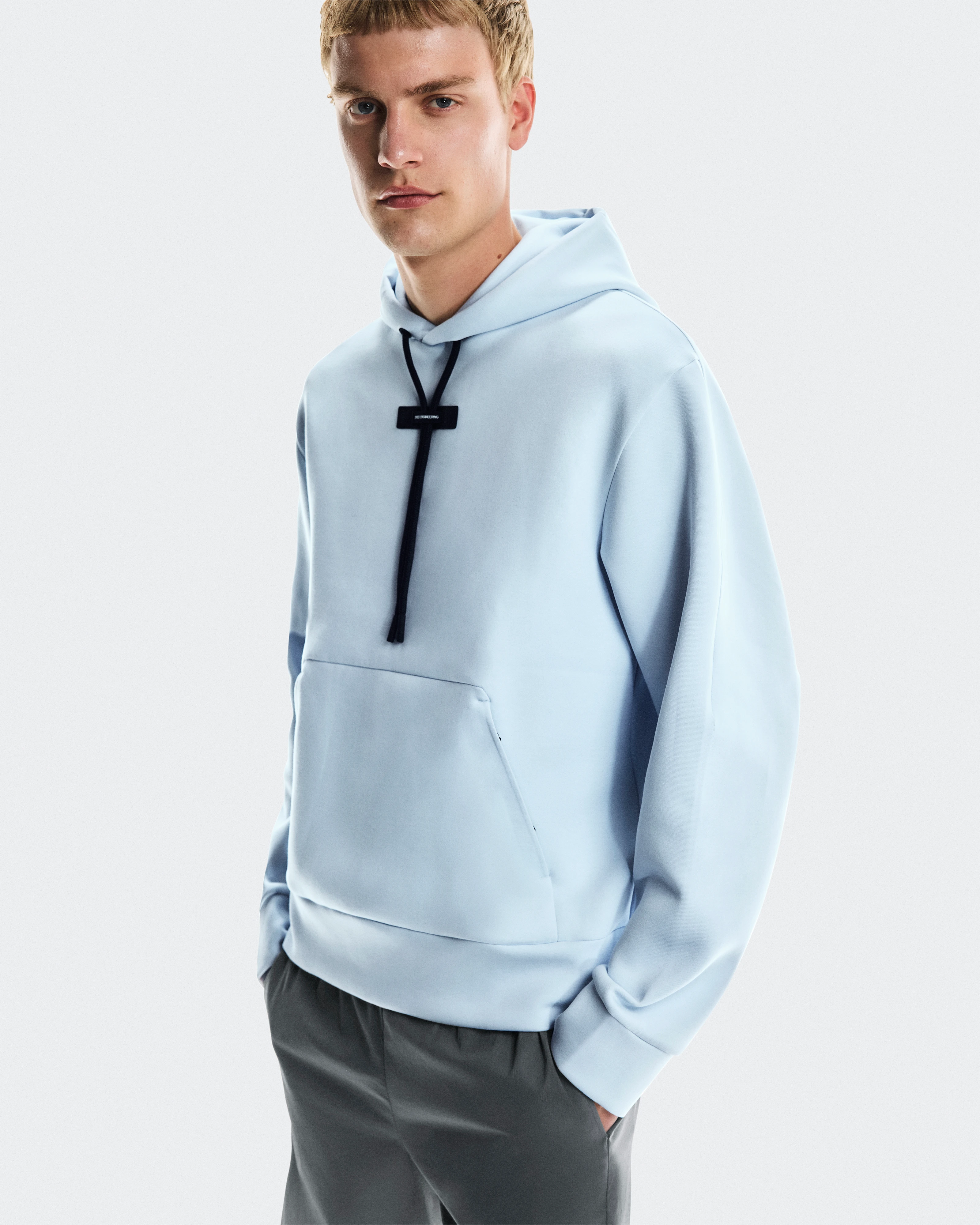 On Focus Tech Hoodie Arctic Masculino Moletons