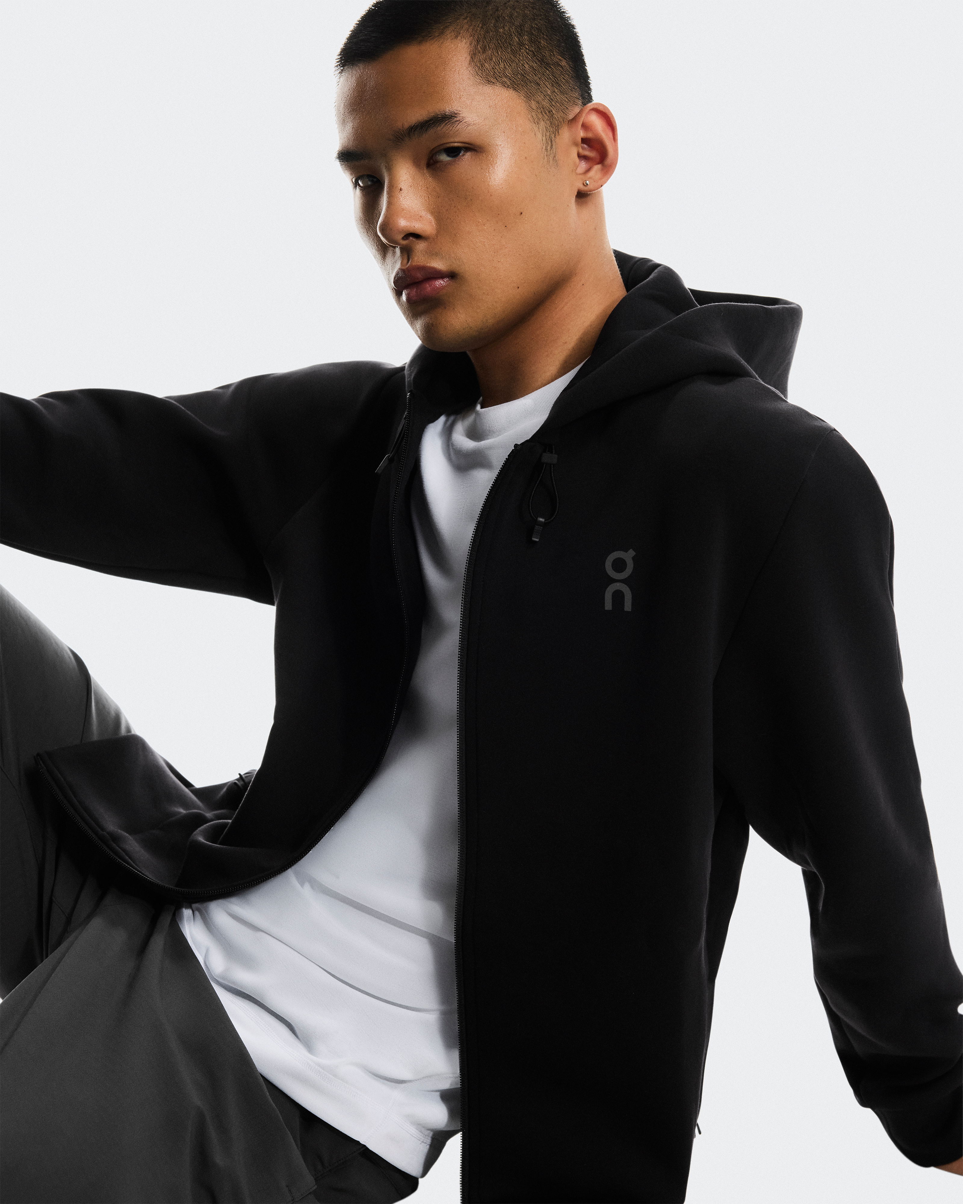 Focus Tech Zip HoodieMen / Black / L