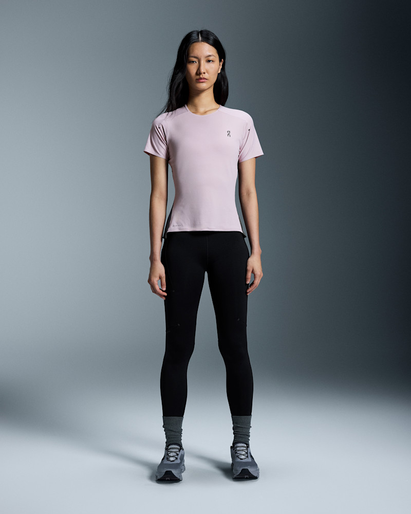 On Women's Performance-T Short-Sleeve Shirt in Mauve/Eclipse, Size: XXL, Polyester