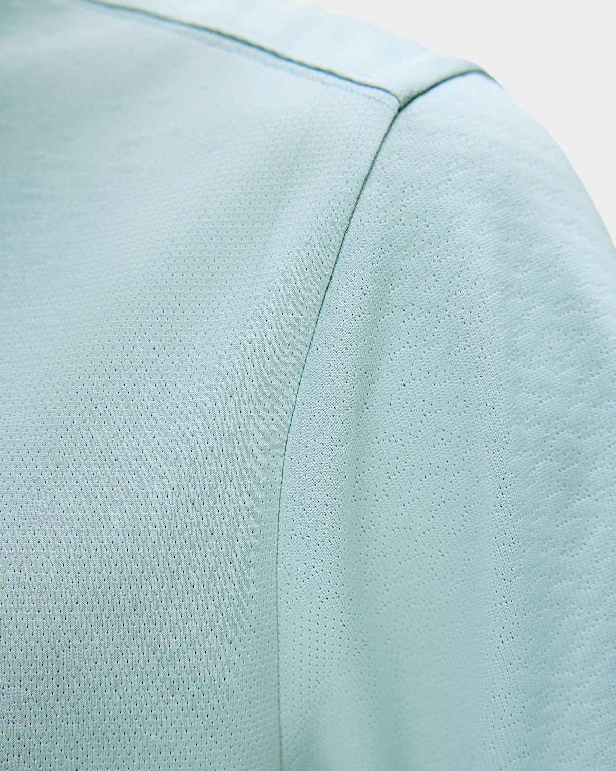 Men's Court-T Edit